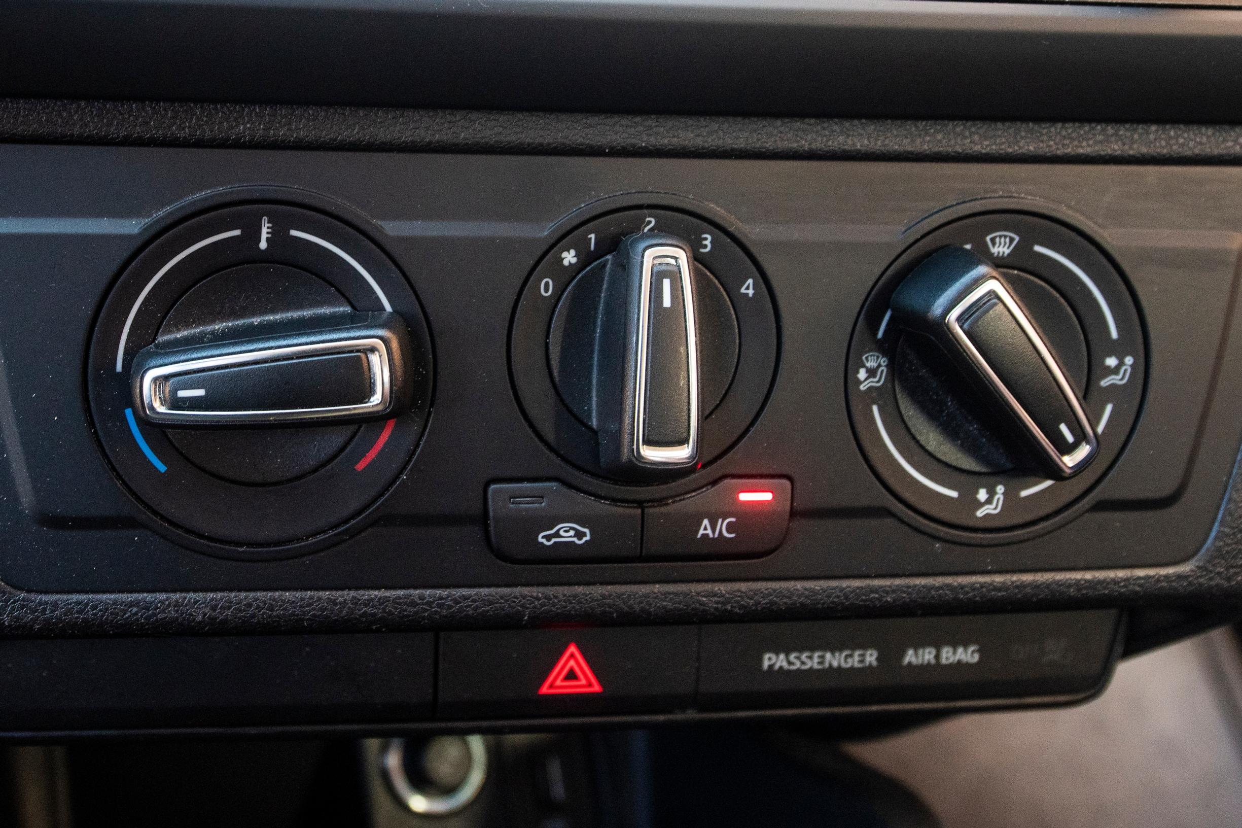 Seat Ibiza vm. 2016 1.0 ECOTSI 110 Style säätimiä