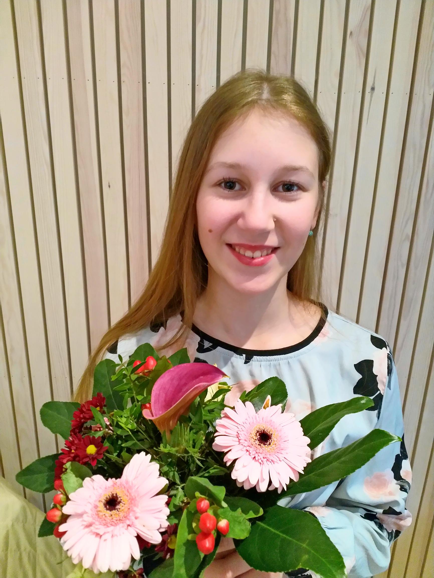 Kirjansyöjä nappasi Napero-Finlandian – Adele Huhtinen, 13, voitti kilpailun omaperäisellä ja humoristisella tarinallaan