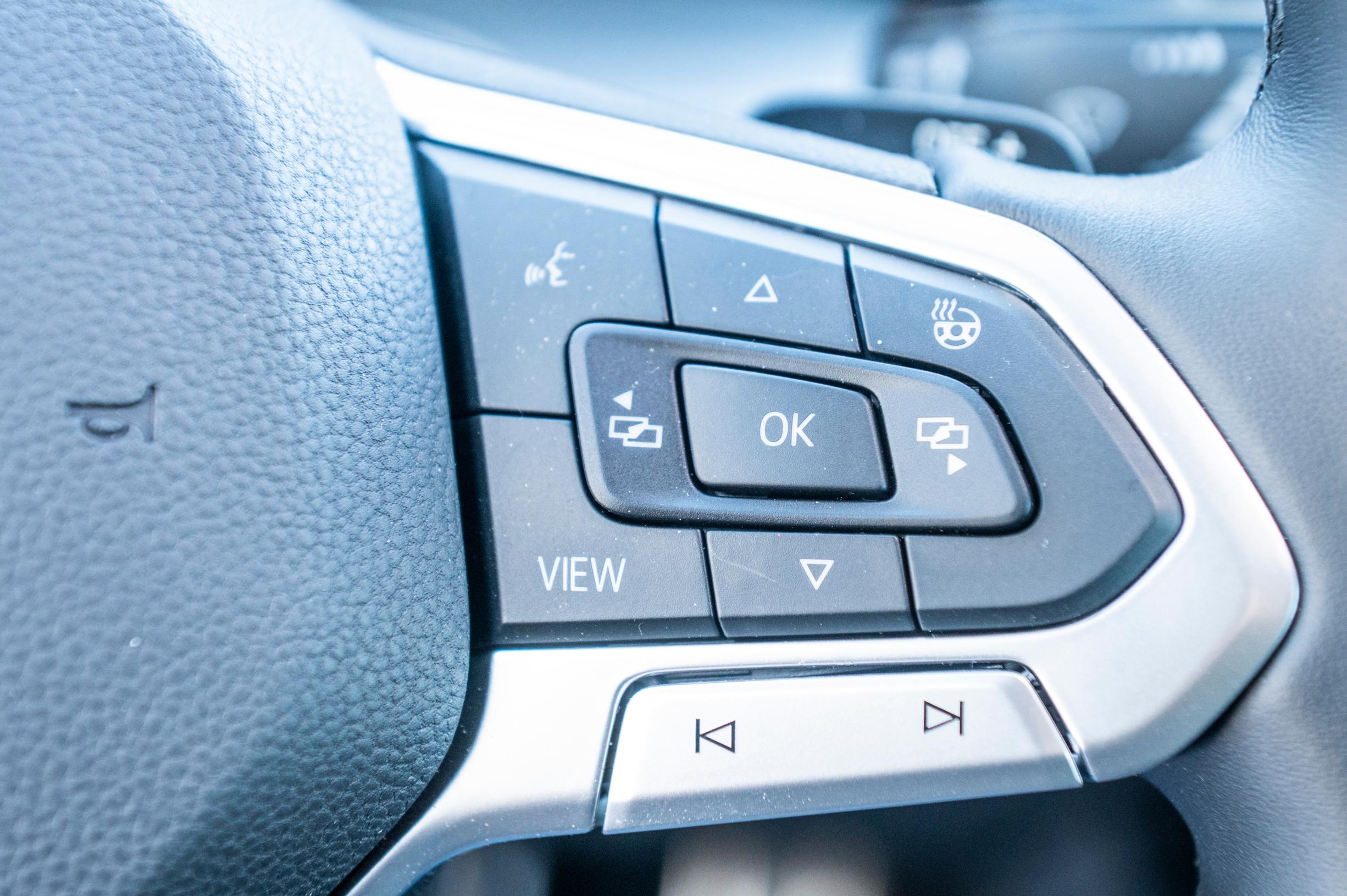 Volkswagen Golf Variant Alltrack 2.0 TSI 4Motion DSG ajotietokoneen, mittariston ja ohjauspyörän lämmityksen ohjain