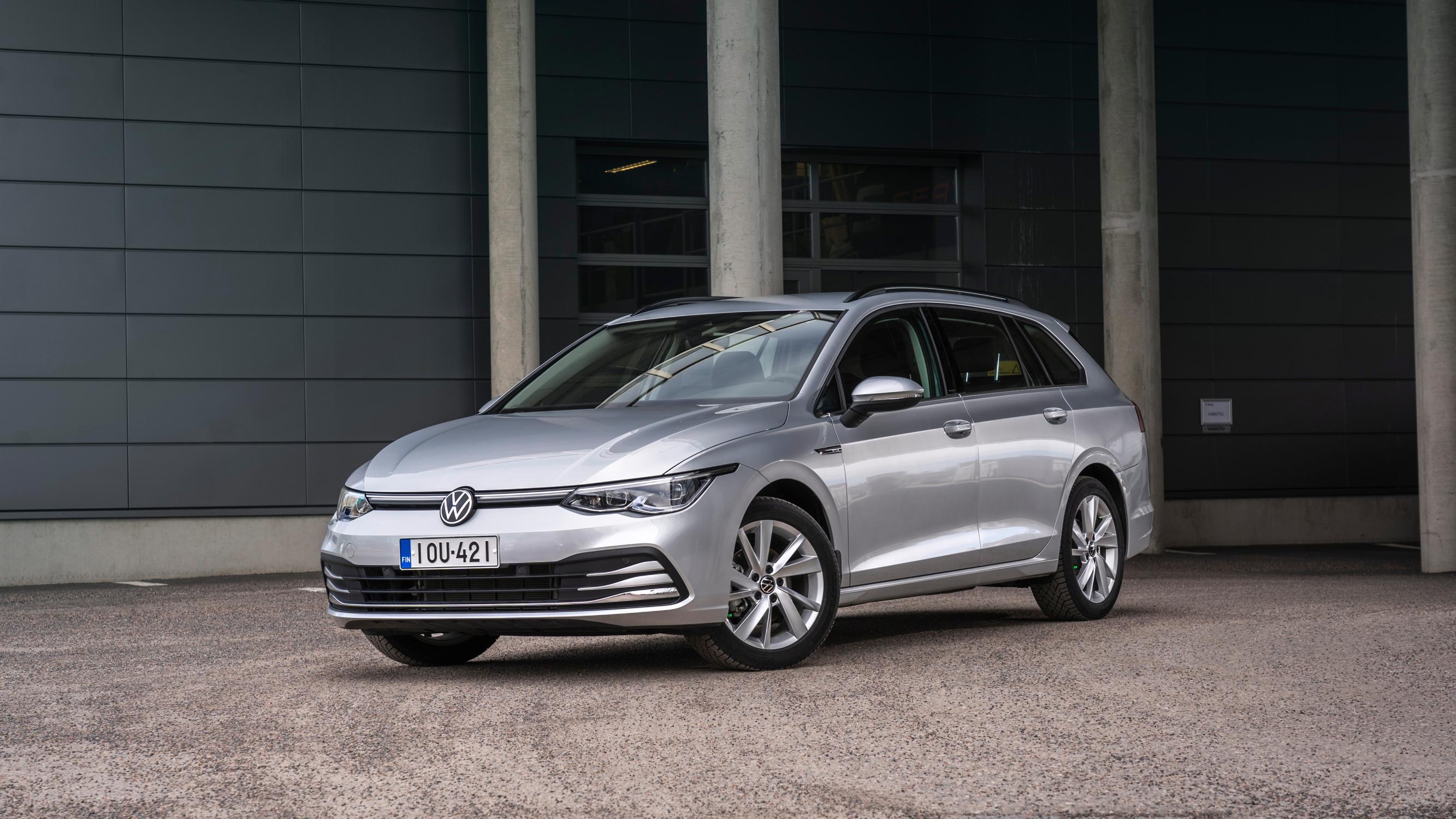 Volkswagen Golf on kaasuautojen tilaihme