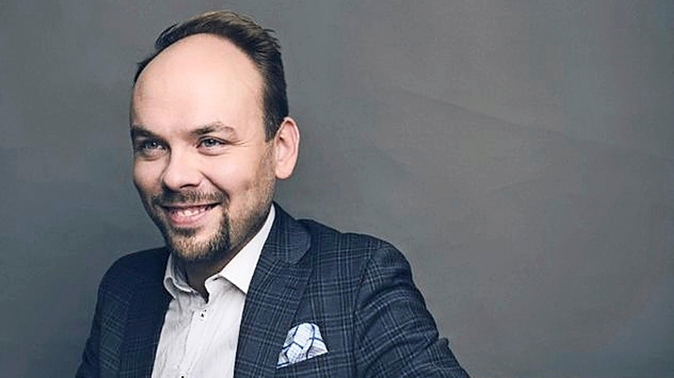 Kapellimestari Ville Matvejeffin nuoruuden Espoo oli toisenlainen kuin nyt – ”Pystyin kävelemään kouluun pellonlaitaa pitkin”