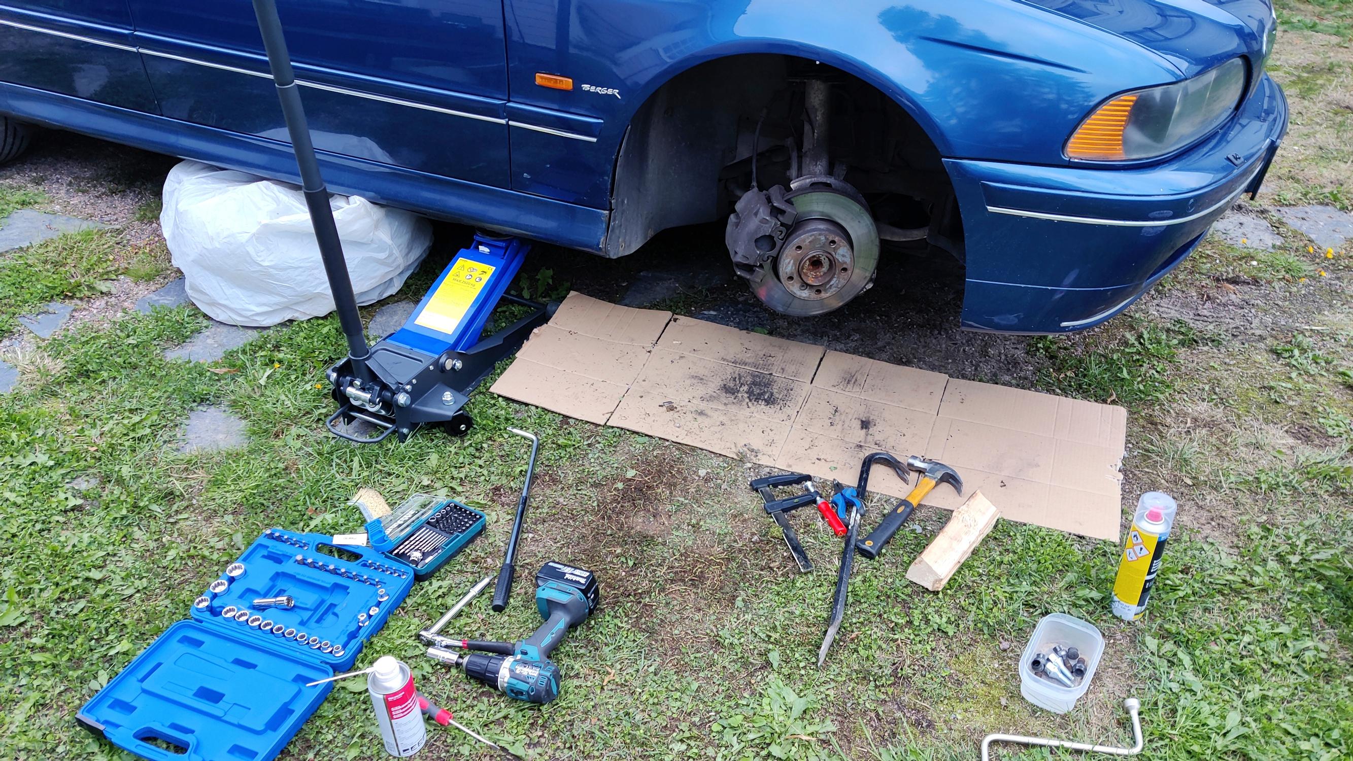 Max Langen kolumni: Tein itse ja säästin – Rapea Bratwursti on kyllä nimensä ansainnut