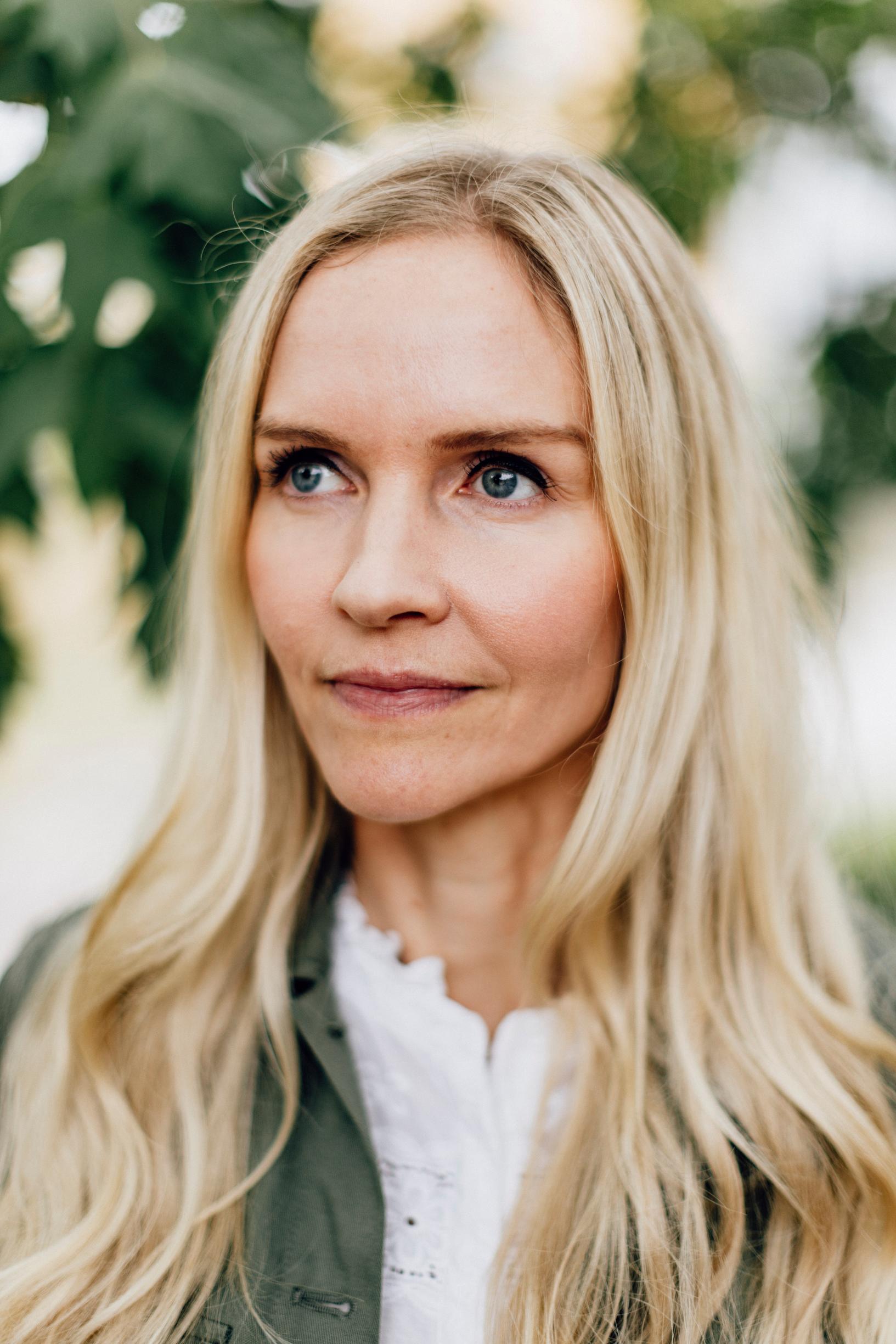 Aura Salla.