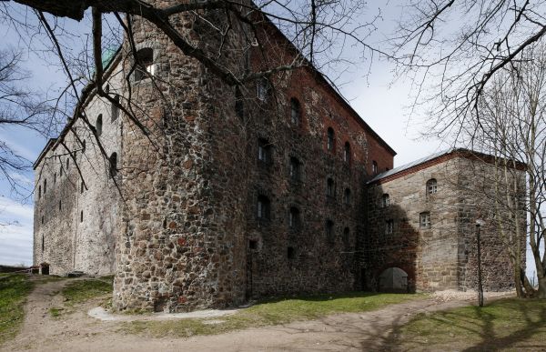 Suomen keskiaikaisetkivilinnat 3/6: Viipurin linna | Apu