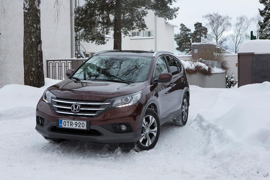 Testissa Honda Cr V 2 0 Executive Tuulilasi