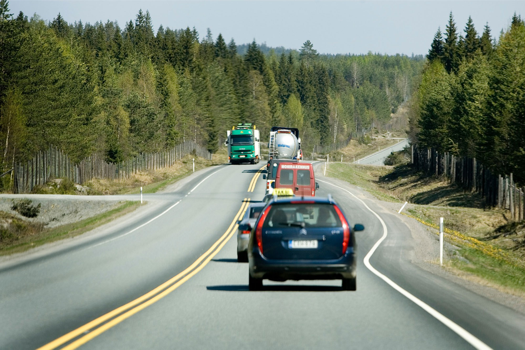 "Muista Aina, Liikenteessä..." – Tuulilasin Erilainen Juhannusliikenne ...