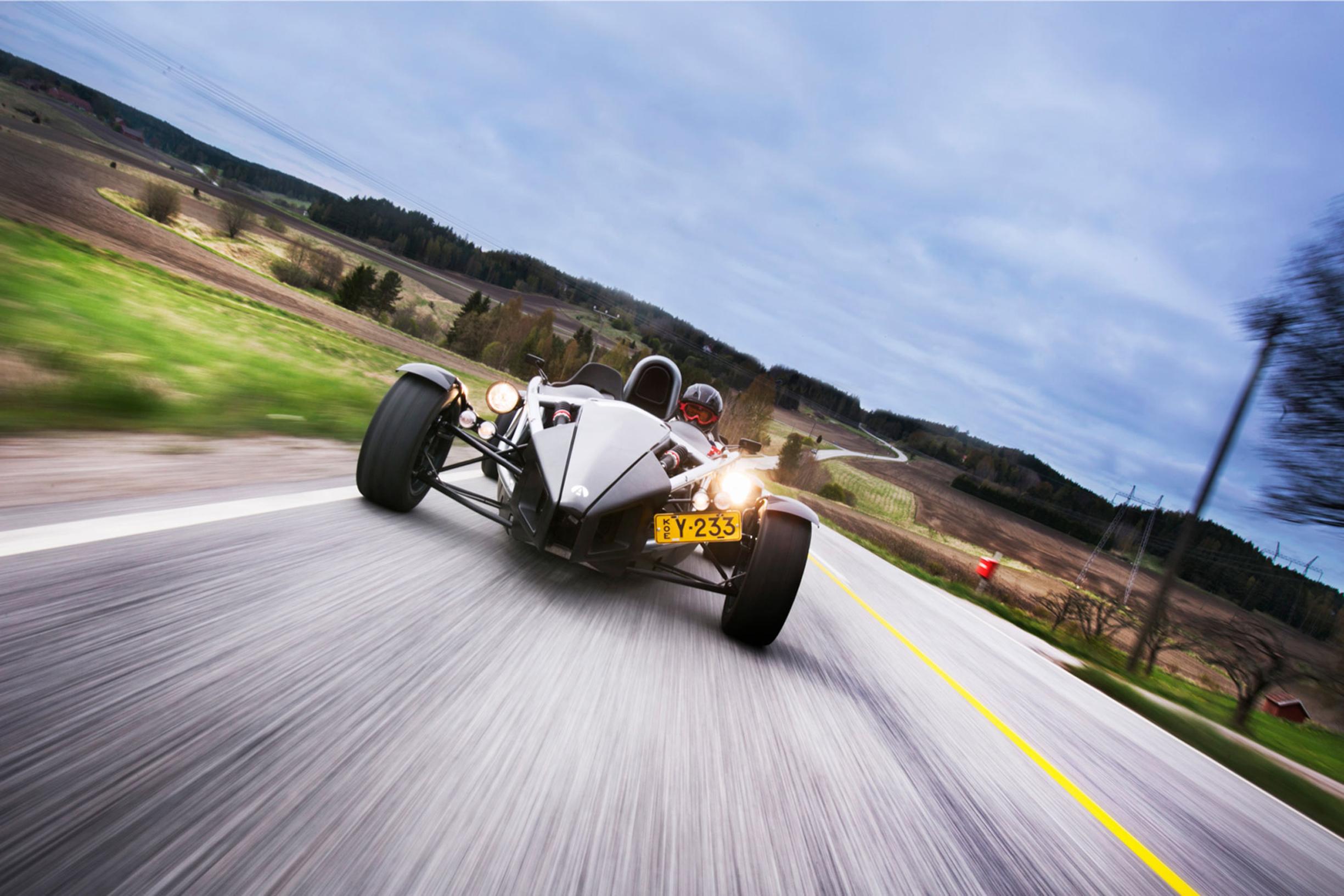 Mistä Ariel Atom on kotoisin?
