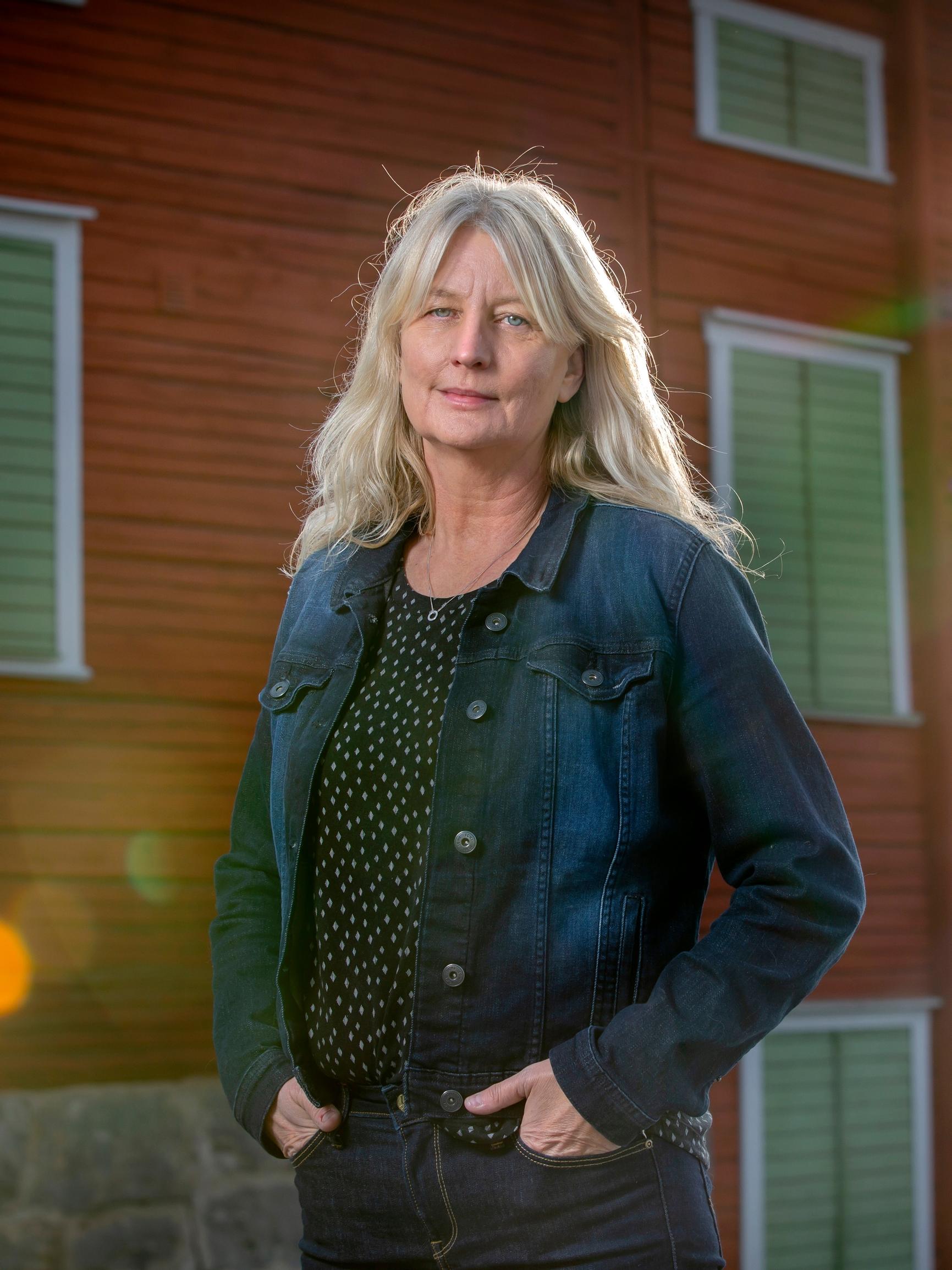 Kirjailija Karin Smirnoff: "Pohjoinen on aina myyttinen suunta, yhtä lailla taiteessa kuin tosielämässäkin”