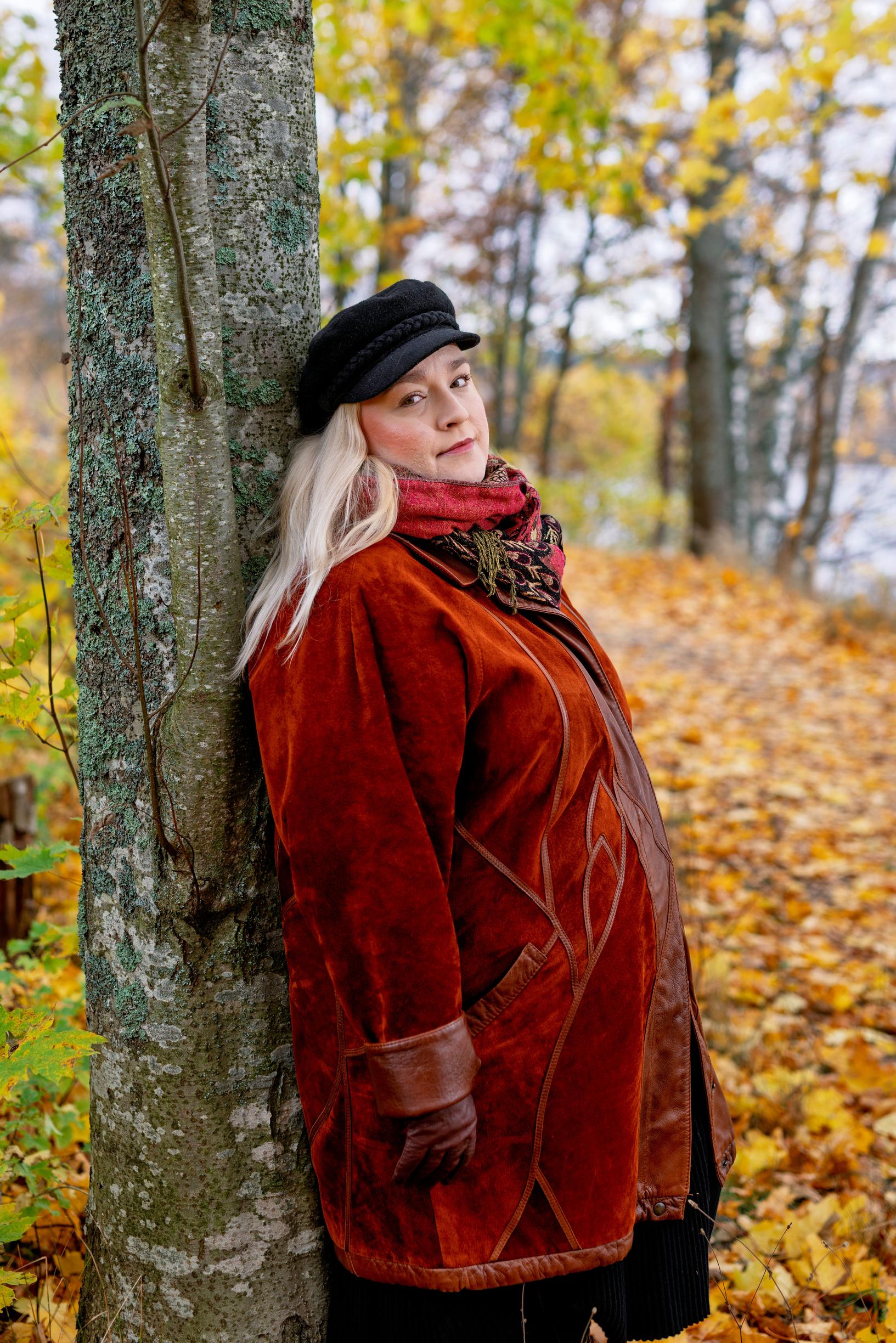 Sussu Ketolan on yhä vaikea käsittää, että puukottaja yritti surmata hänet keskellä kesäpäivää – Satuimme vain olemaan hänen reitillänsä ja elämämme muuttui siinä.