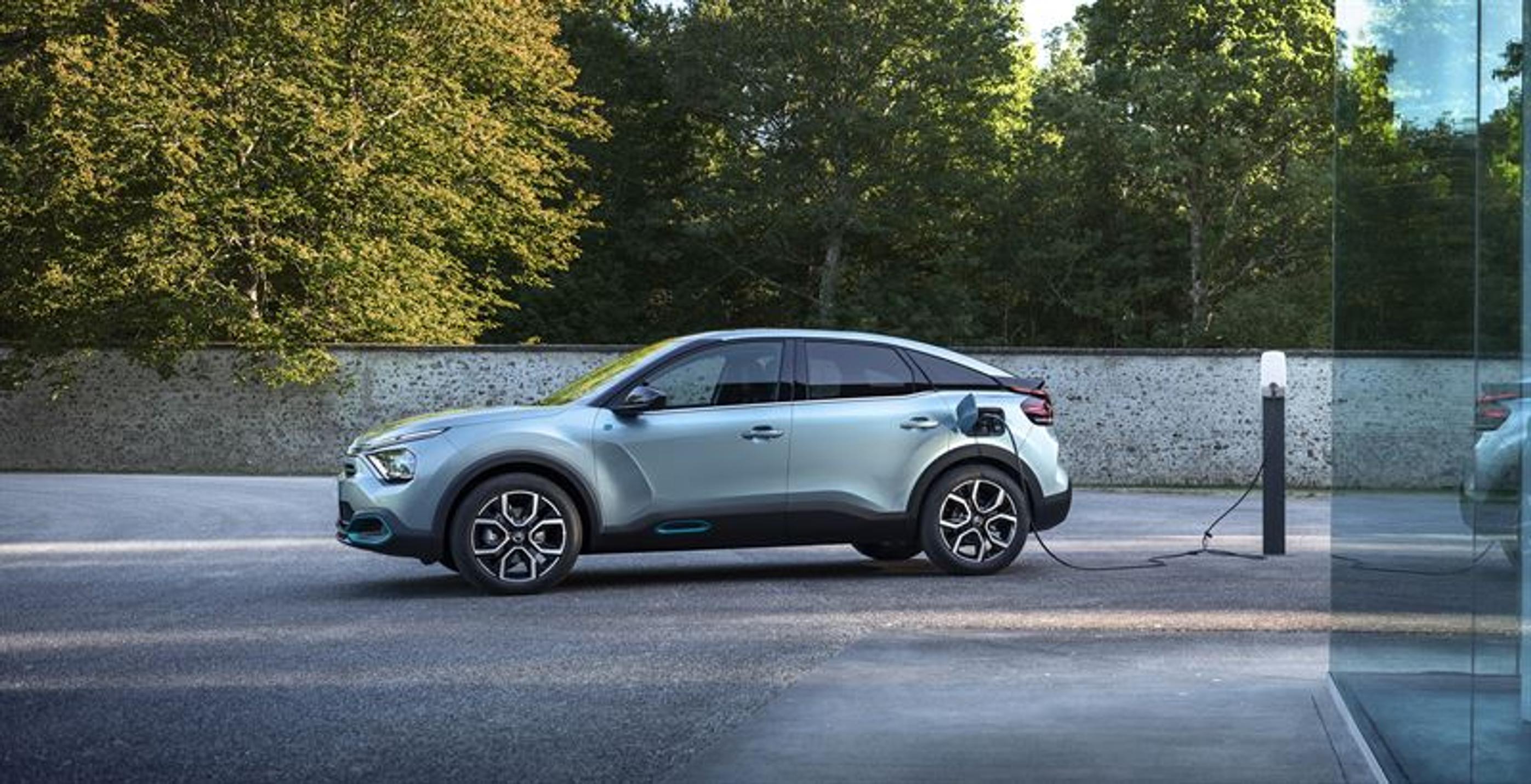 Tällä hinnalla irtoaa Citroenin täyssähköinen ë-C4 – 100% sähkö