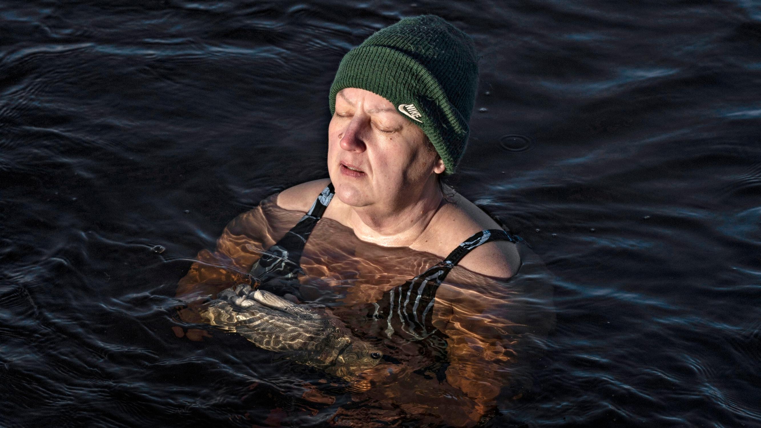 Miksi Suomen talviuinnin pääkaupungin kuuluisin avanto ei jäädy koskaan? Vanha legenda on osittain totta