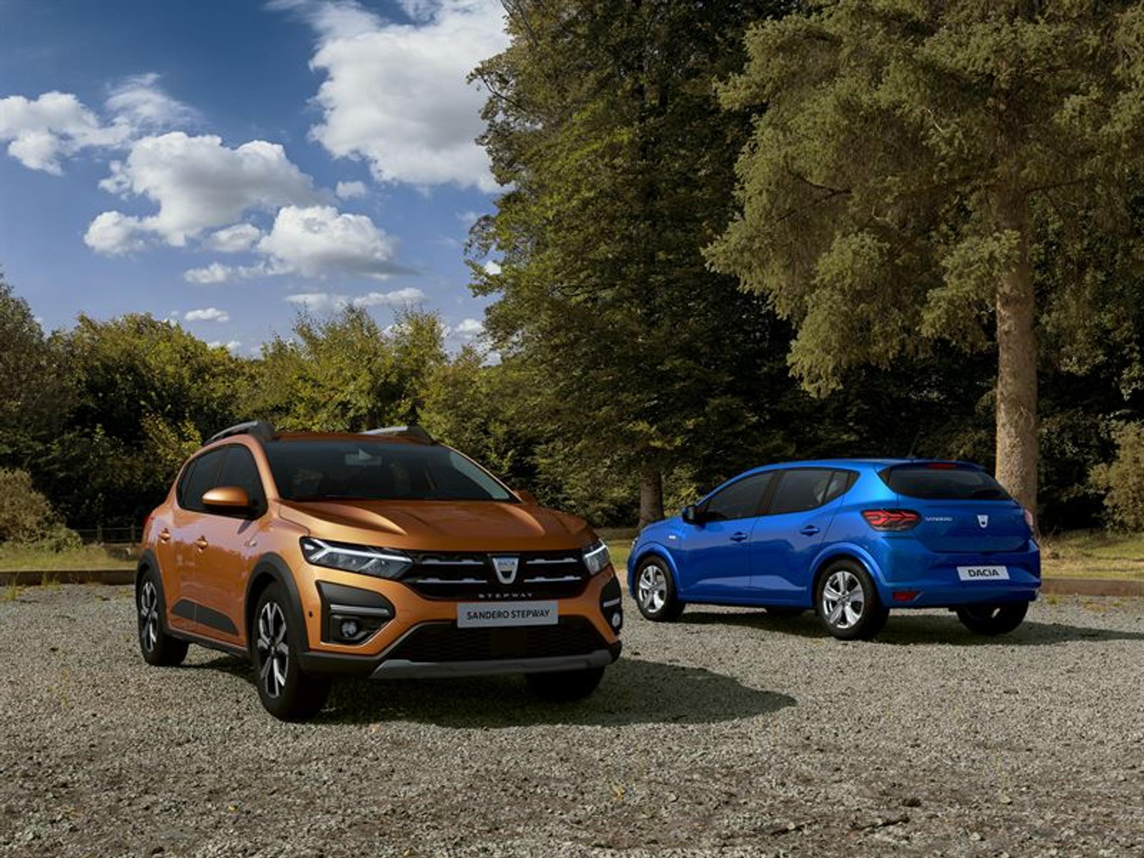 Katso kuvat - Dacia Sandero laitettiin kokonaan uusiksi: ”Kaikki paitsi merkki on muotoiltu uudelleen”