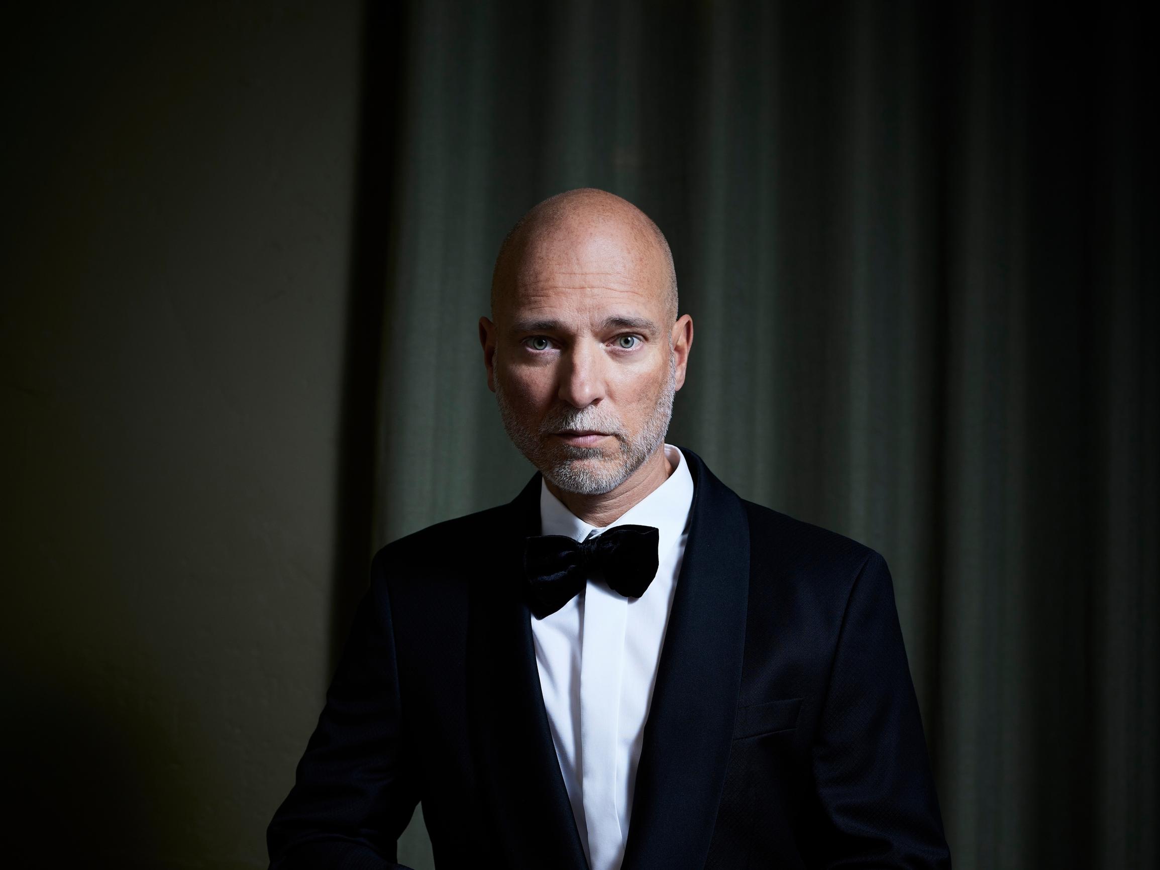 Aku Louhimies myrskyjen silmässä: "Kaikesta voi oppia − elämässä kannattaa antaa anteeksi"