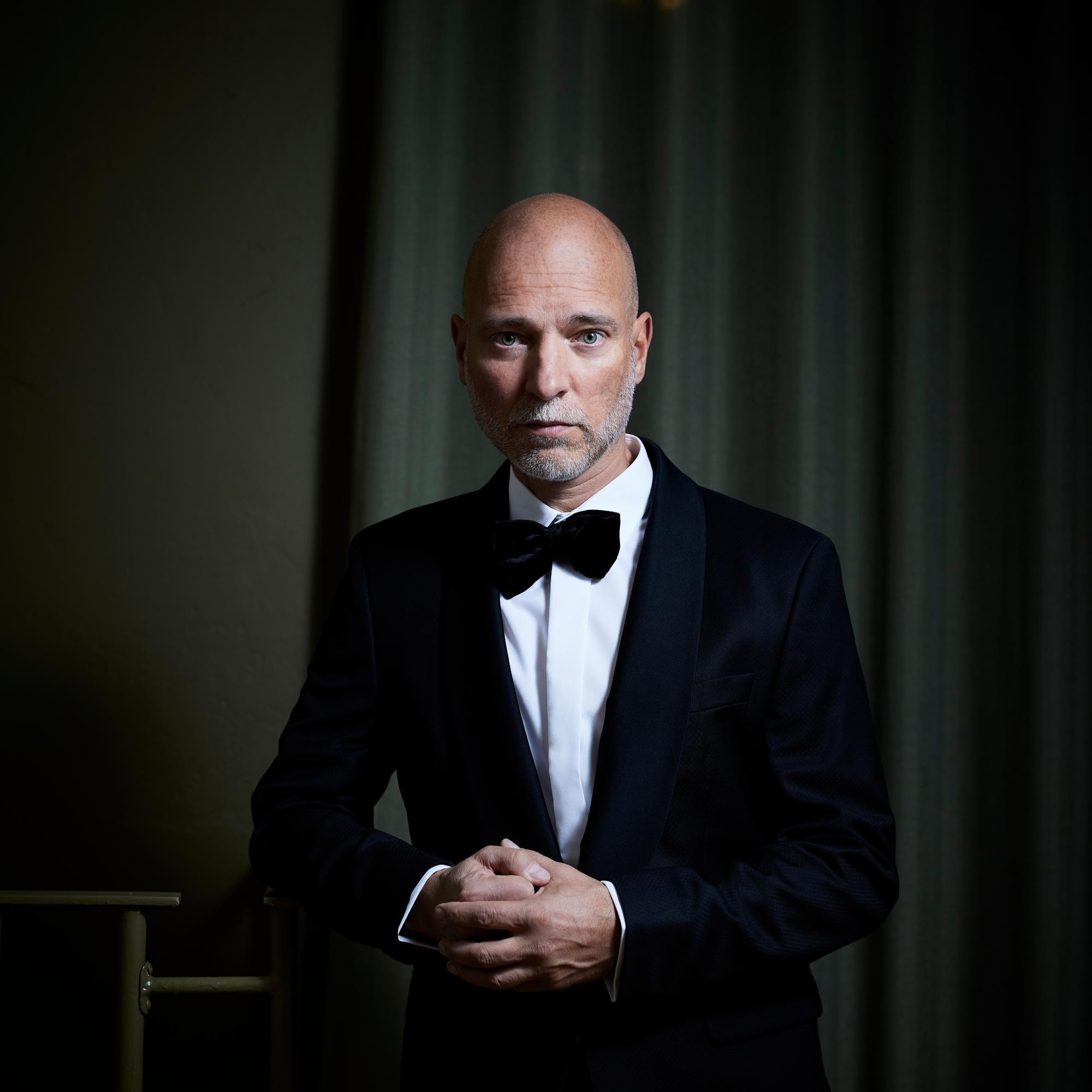 Aku Louhimies myrskyjen silmässä: "Kaikesta voi oppia − elämässä kannattaa antaa anteeksi"