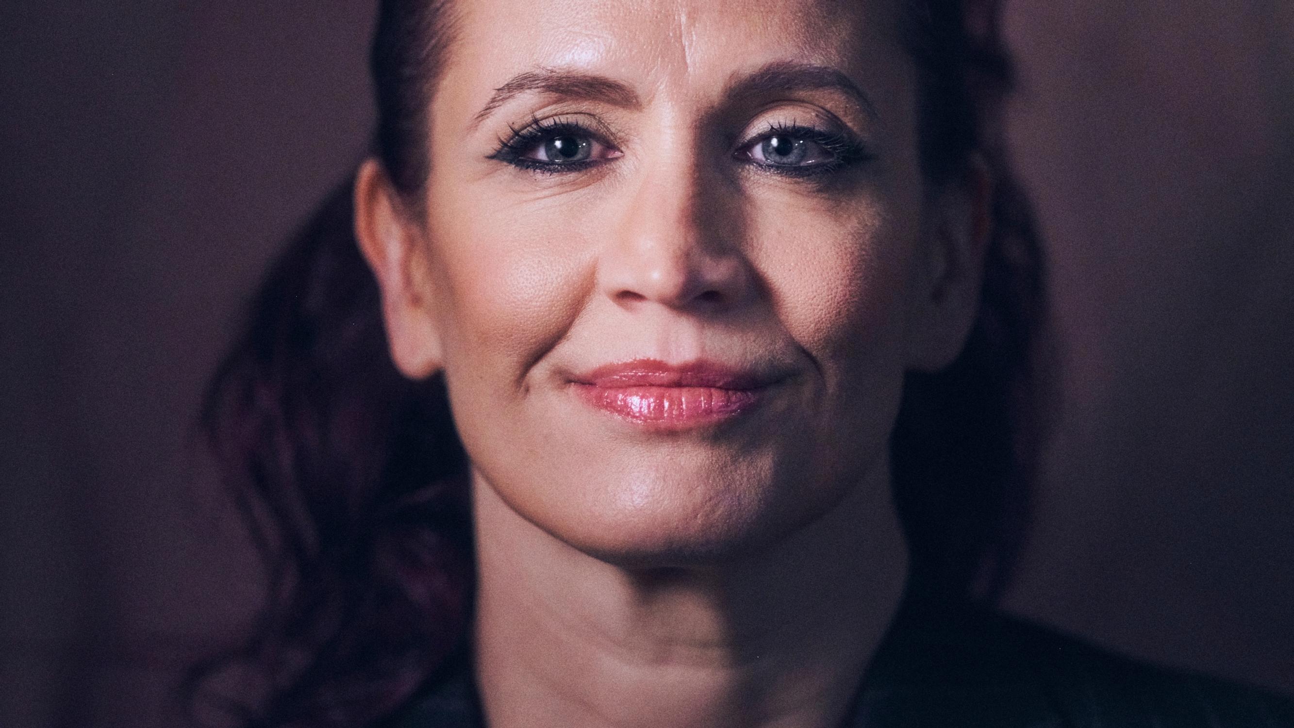 Maija Vilkkumaa jää pitkälle keikkatauolle – viimeksi taukoa seurasi romahdus: ”Tuntui kuin olisin käynyt villeillä takamailla”