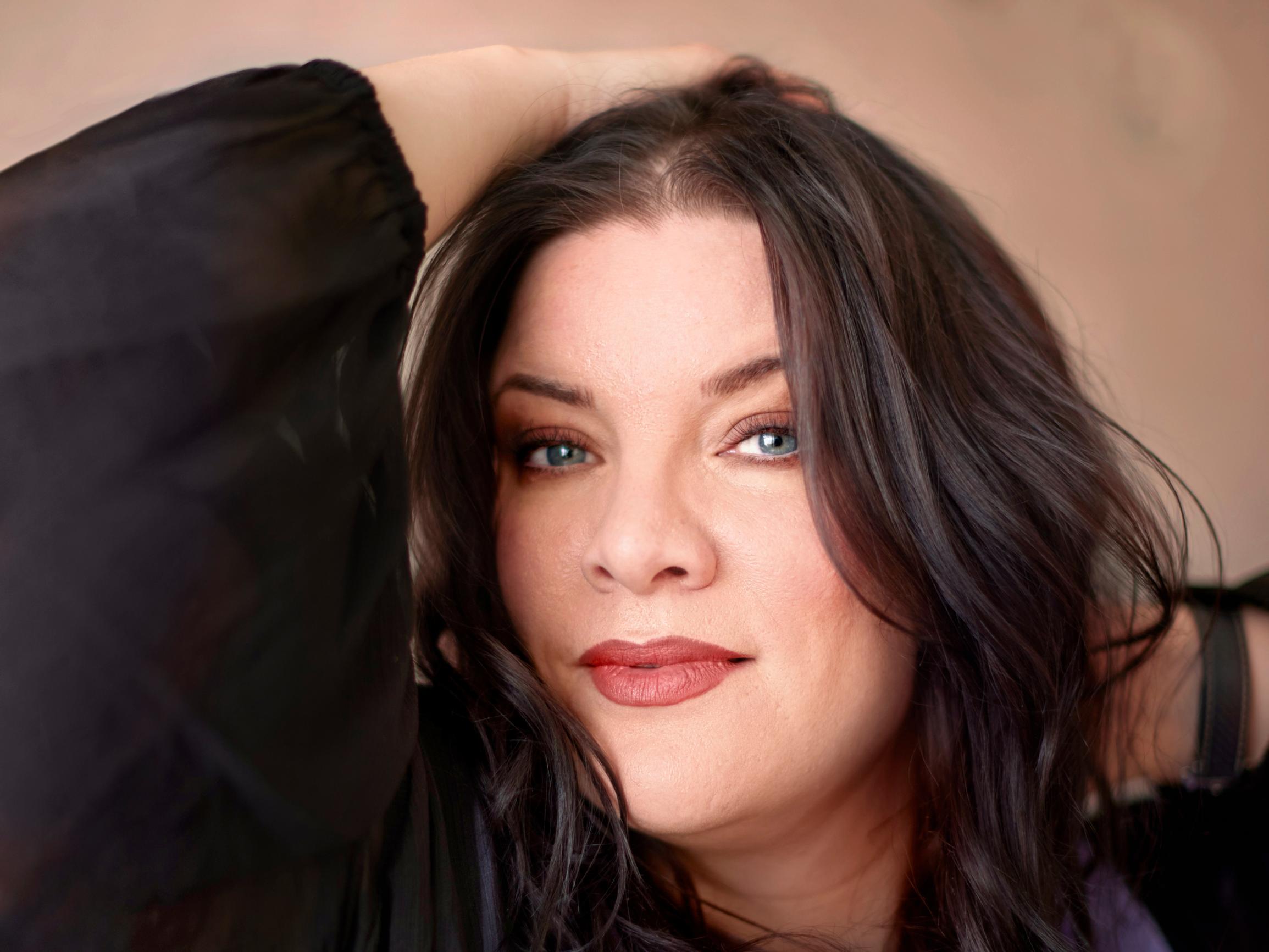 Kahdesti loppuun palanut Hanna Pakarinen: ”Lääkäri sanoi, että olen käsinkosketeltavan huonosti voivan näköinen”