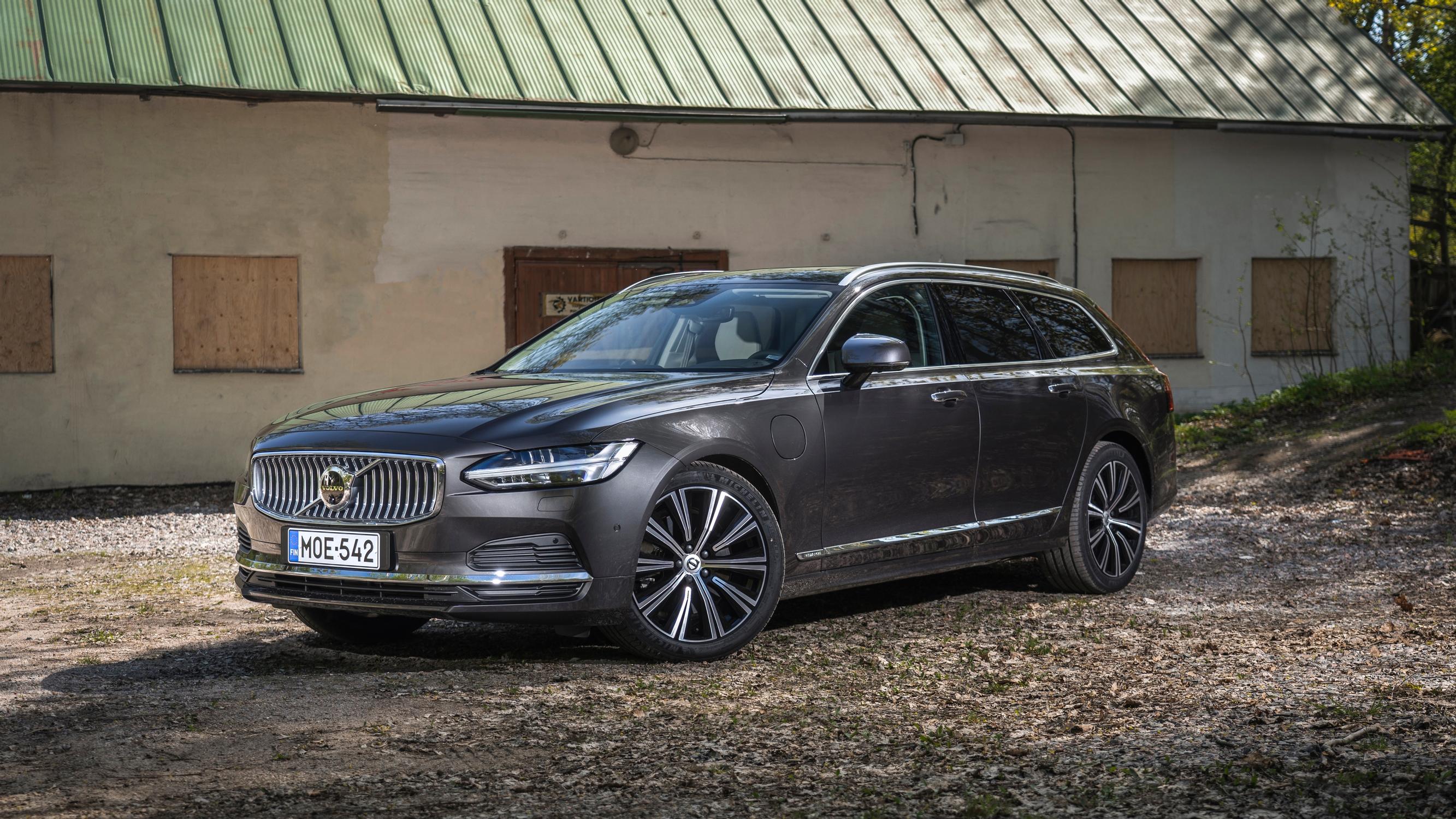 Volvo V90 –  Hintava yksilö mutta malliston kermaa