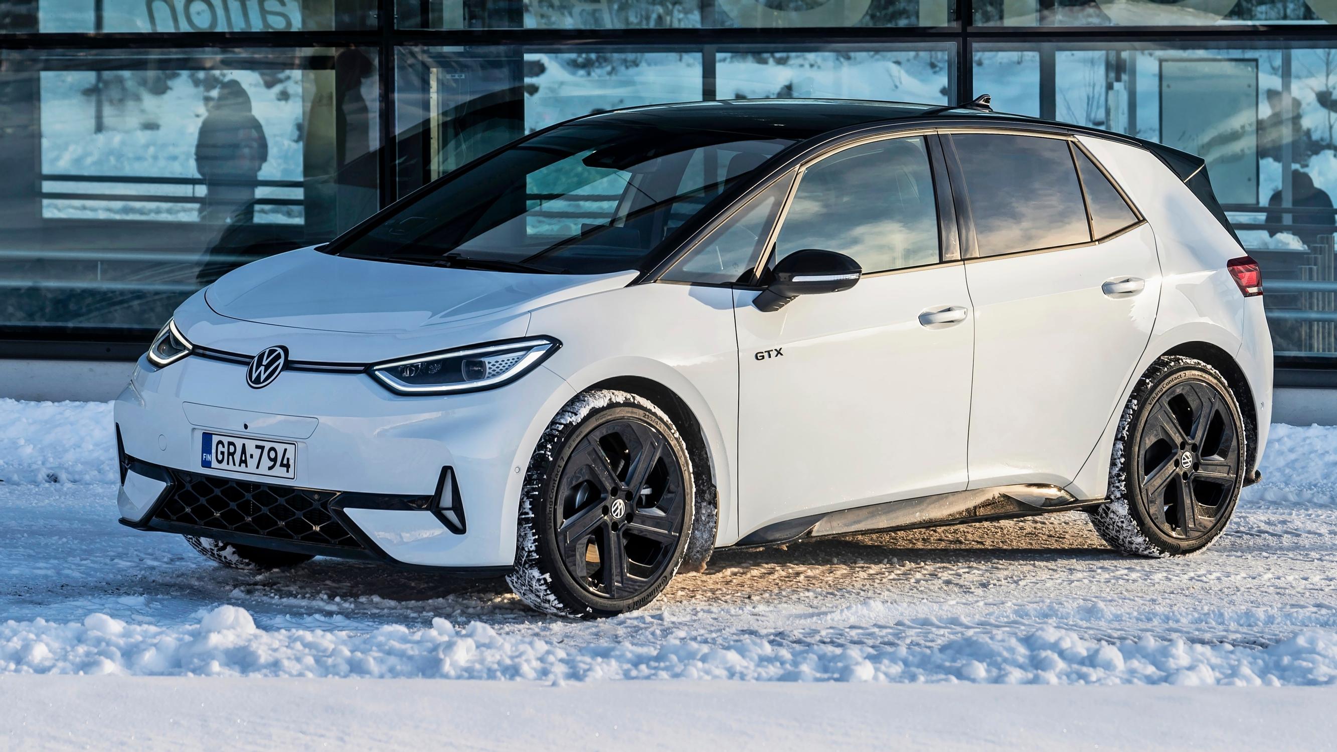 Päivitetty Volkswagen ID.3 – Pienimpään Volkswagenin sähköautoon on nyt isketty todella tehokas moottori – Kyllä lähtee!