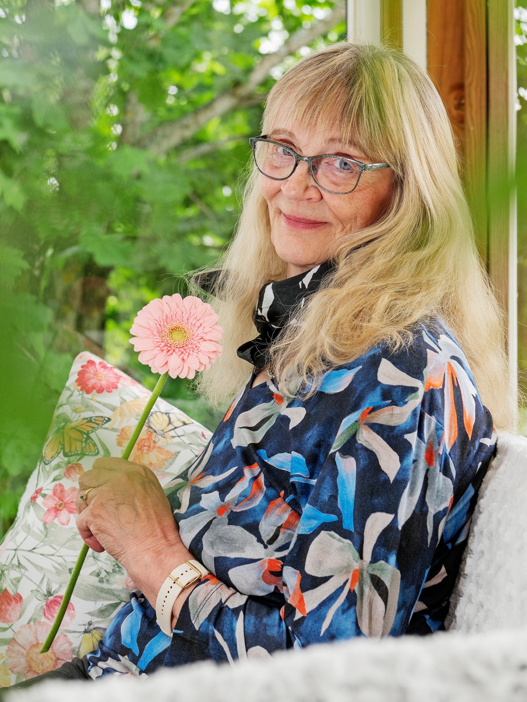 Kehitysvammaisten risteilyllä tekohampaat jäivät karaokebaariin  – ”Saan iloa siitä, kun passiivisesta istujasta tulee aktiivinen toimija”