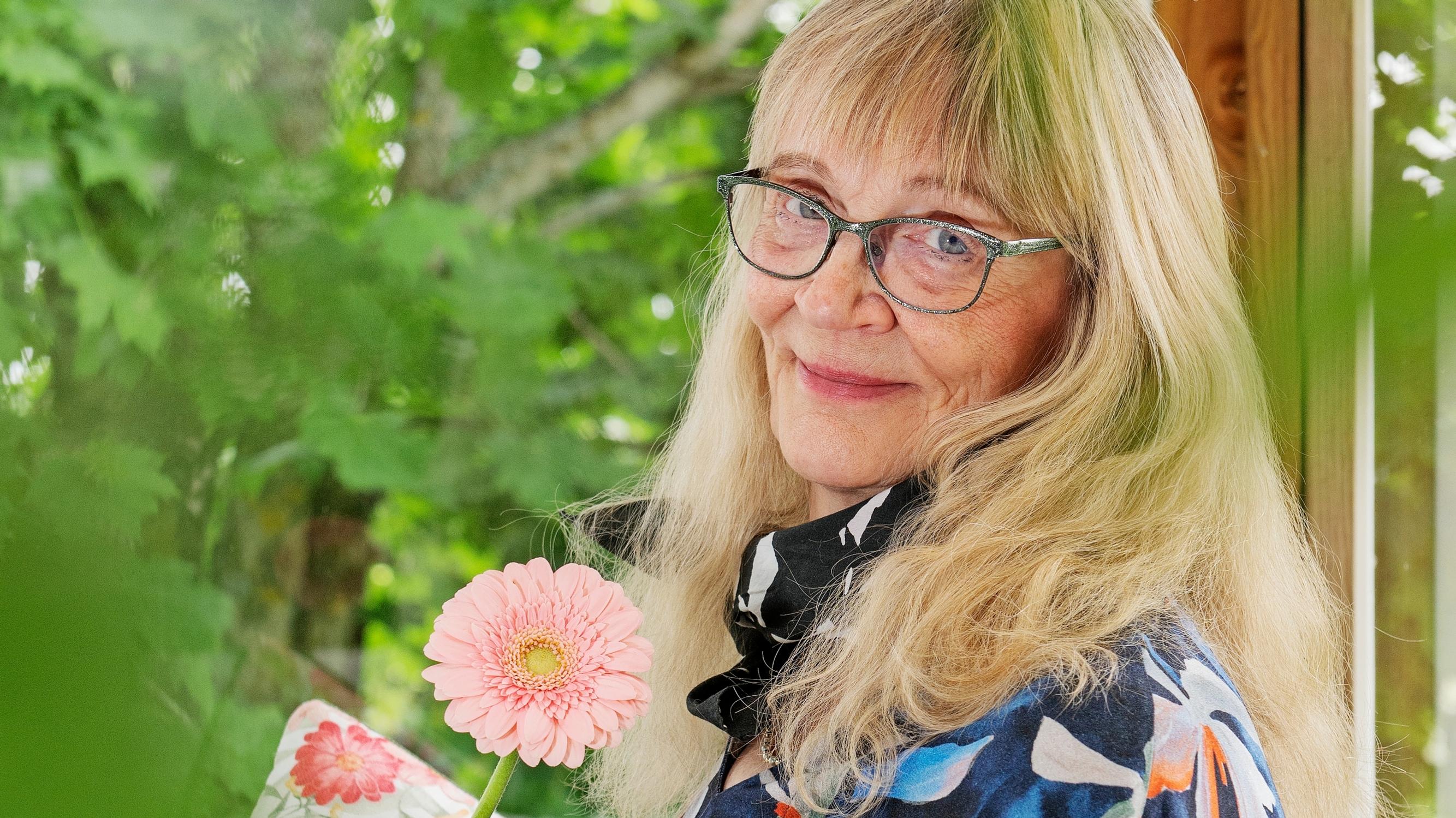 Kehitysvammaisten risteilyllä tekohampaat jäivät karaokebaariin  – ”Saan iloa siitä, kun passiivisesta istujasta tulee aktiivinen toimija”