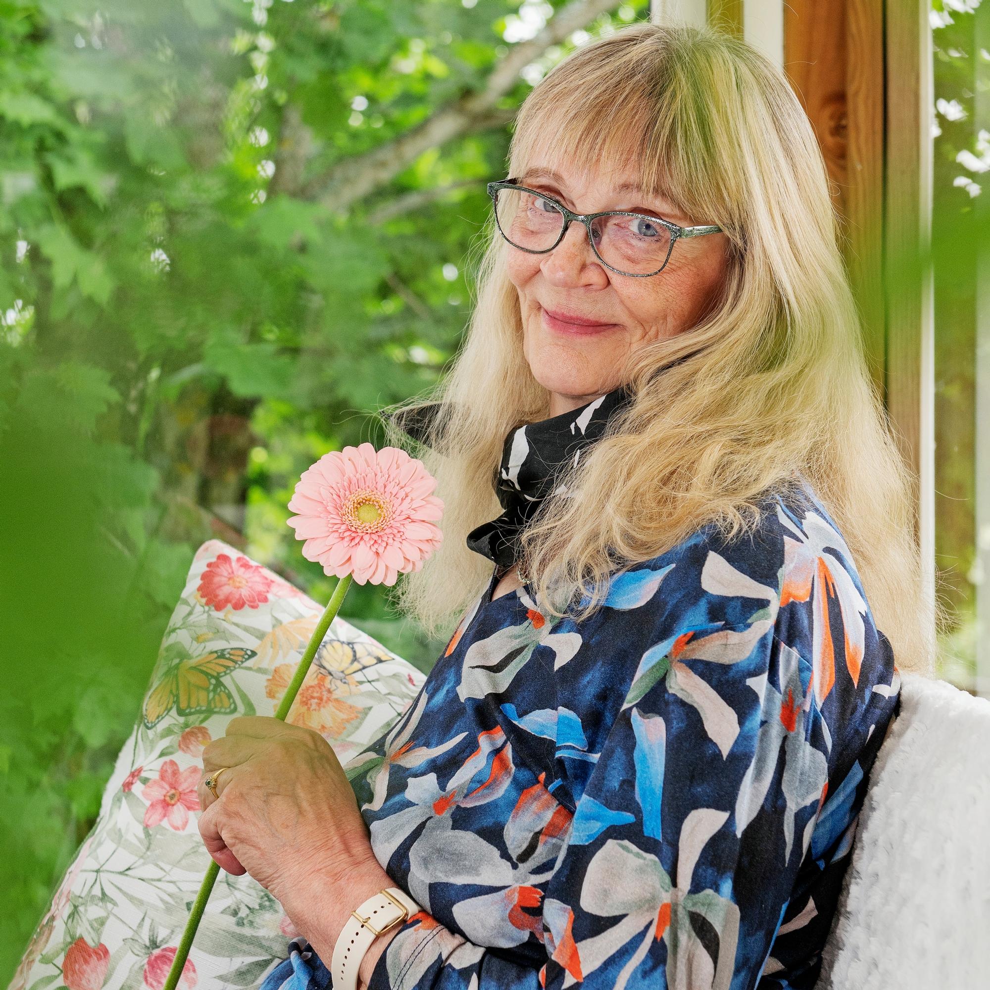 Kehitysvammaisten risteilyllä tekohampaat jäivät karaokebaariin  – ”Saan iloa siitä, kun passiivisesta istujasta tulee aktiivinen toimija”