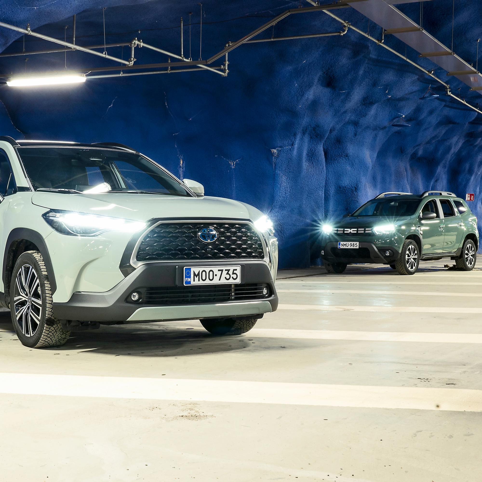 Dacia Duster vs. Toyota Corolla Cross – Haussa nelivetoinen edullisen pään käyttöauto – Löysimme yhden