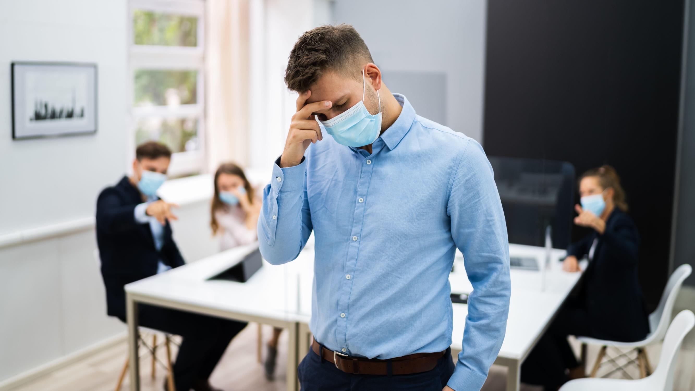 Näin pilataan työilmapiiri:  "Ihmiset huomaavat äkkiä, jos heitä vain ollaan kuuntelevinaan” – Tutkimus 