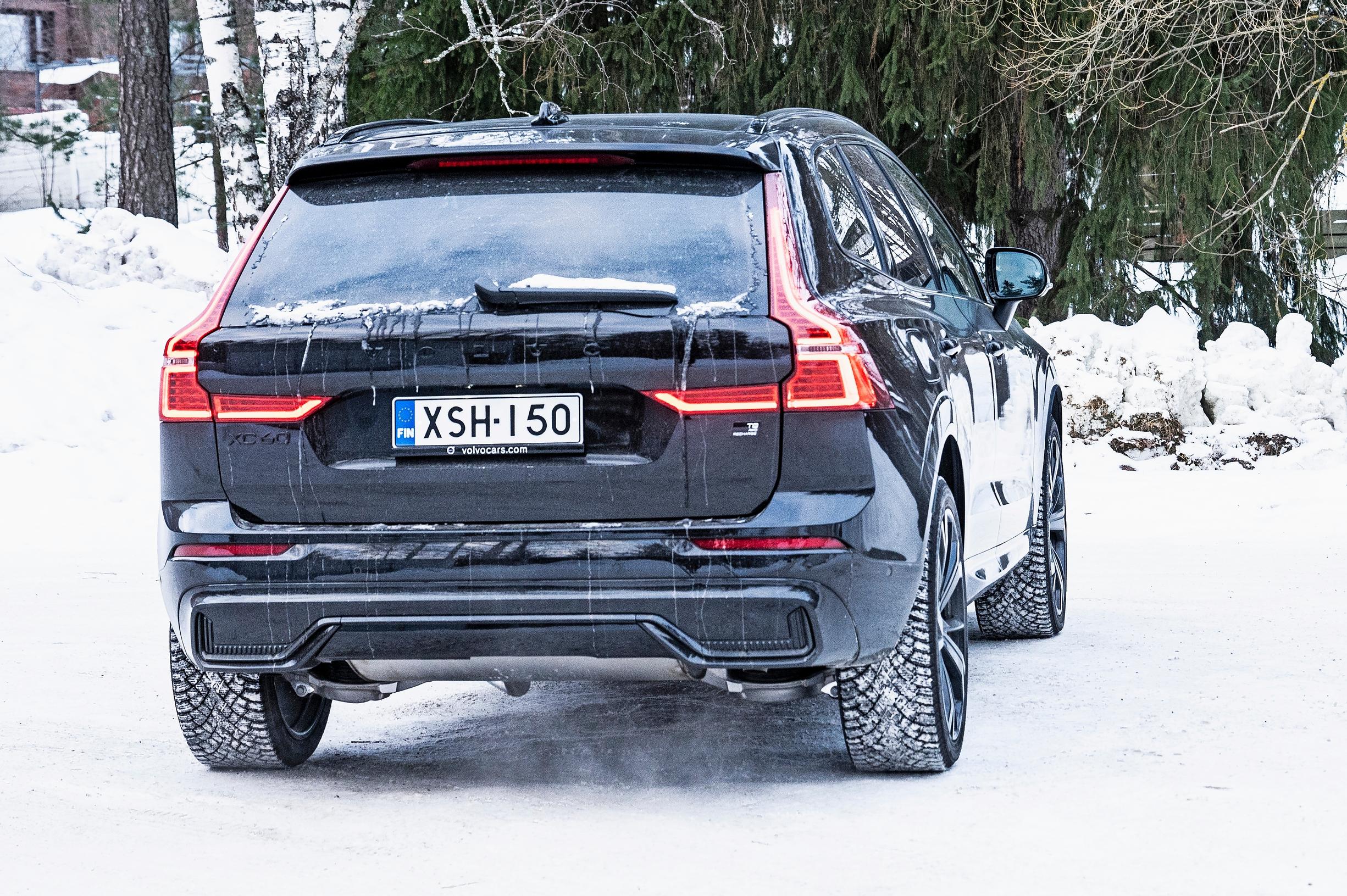 Volvo XC60:n tavaratila ei ole suuren suuri; tämä on yksi auton harvoista kauneusvirheistä.