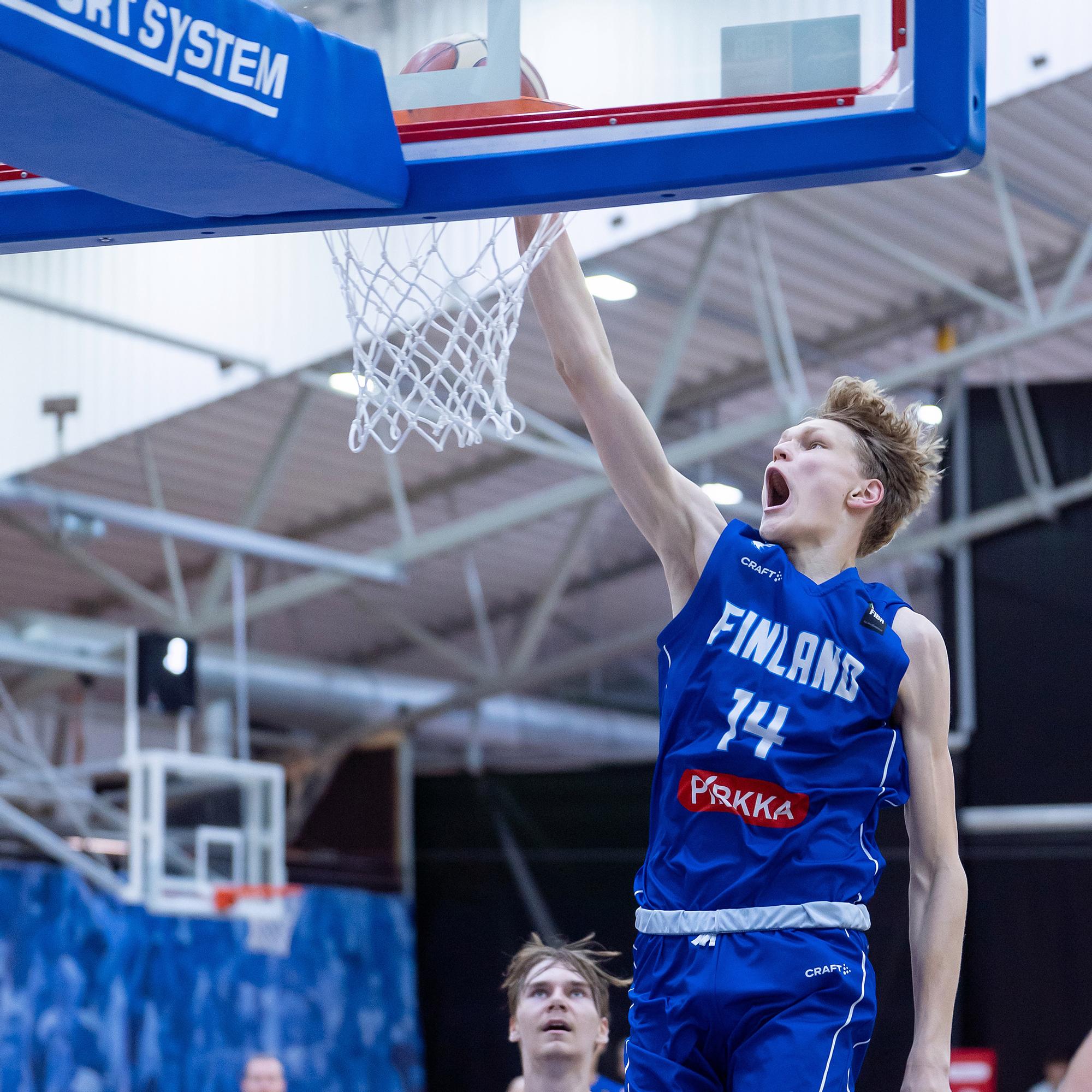 Suomi-koriksessa ei ole nähty näin kovaa NBA-lupausta sitten Lauri Markkasen – Miksi kukaan ei puhu hänestä mitään?