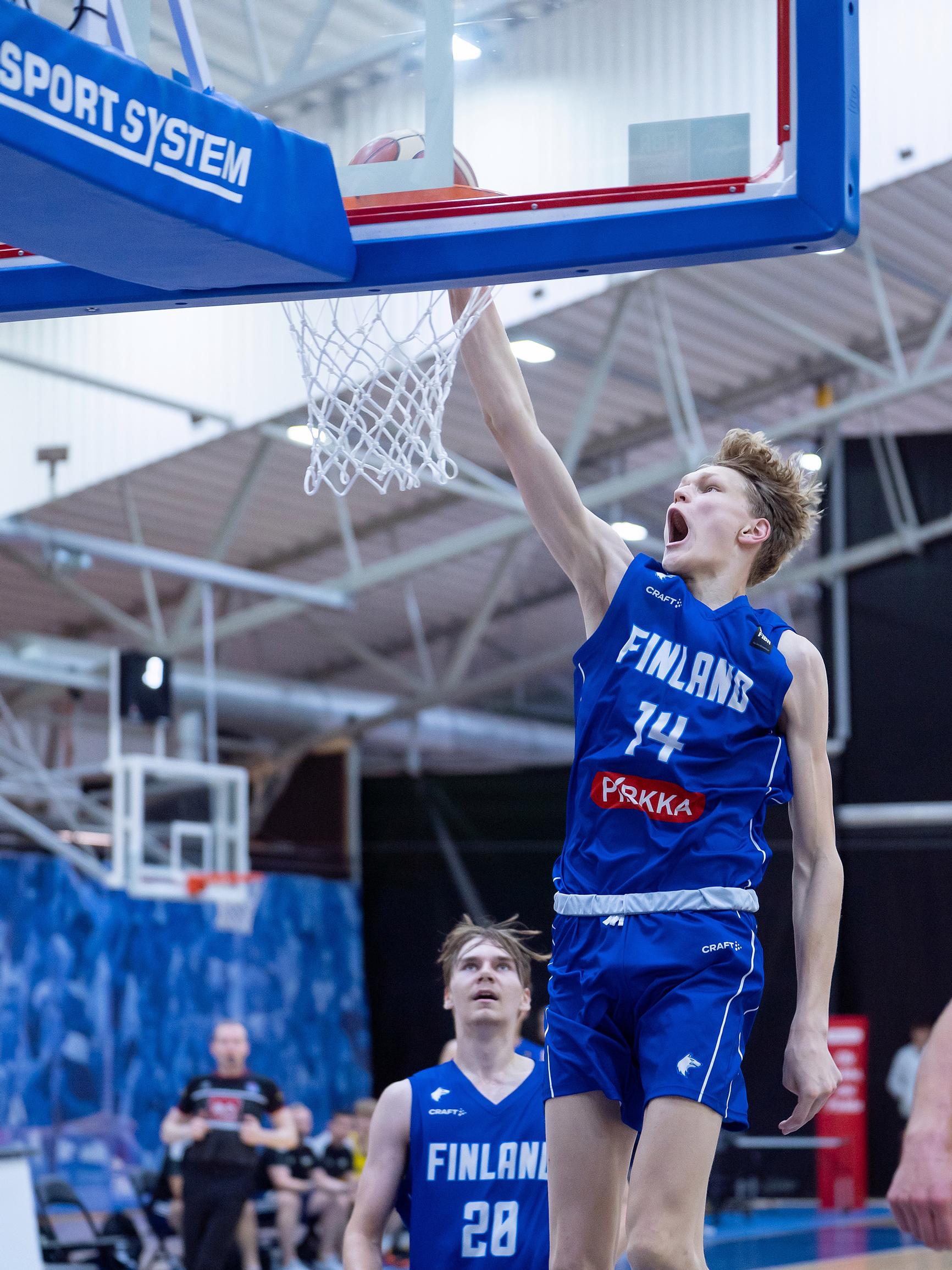 Suomi-koriksessa ei ole nähty näin kovaa NBA-lupausta sitten Lauri Markkasen – Miksi kukaan ei puhu hänestä mitään?