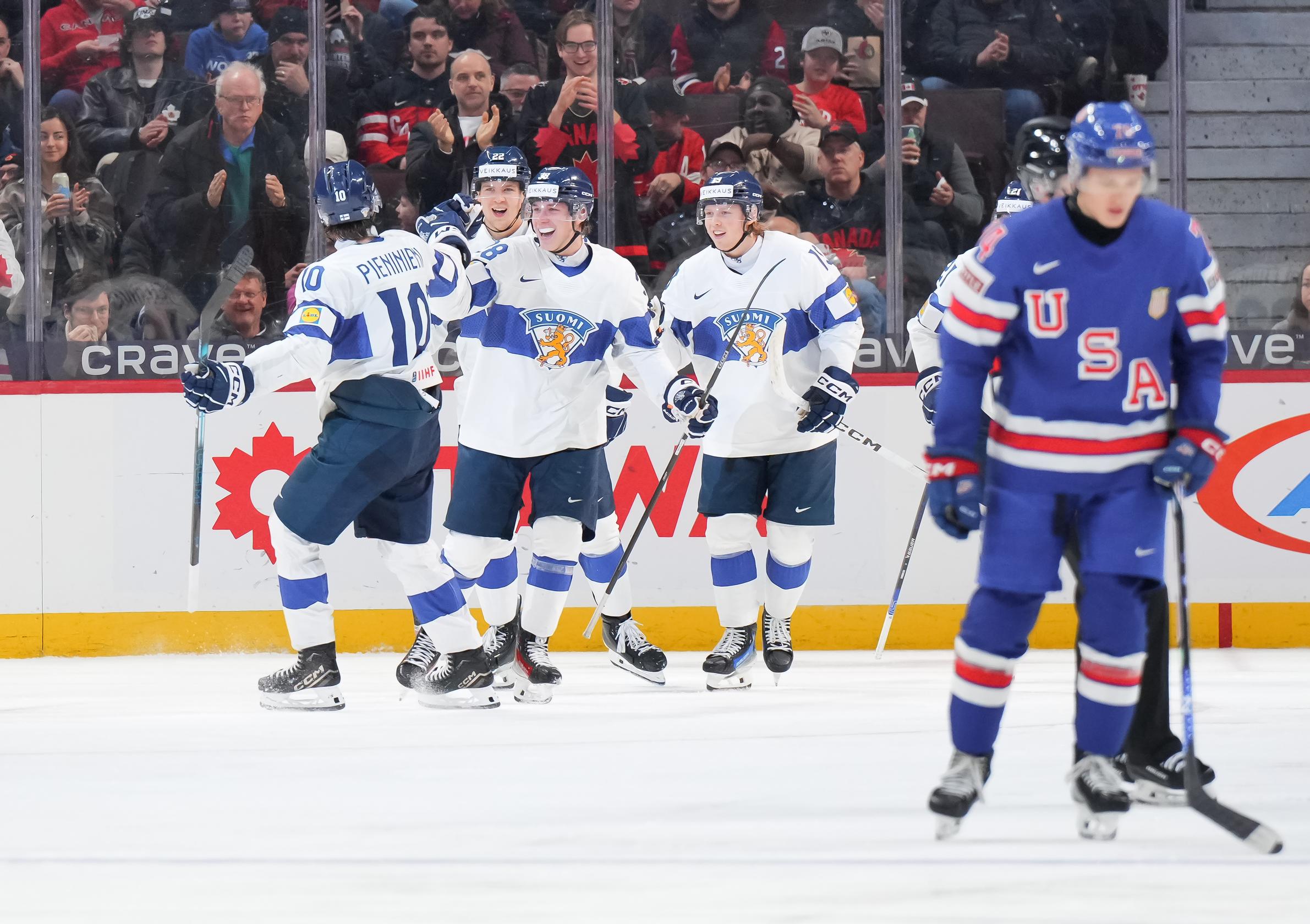 Tässä syyt yllätysvoitolle – Nuoret Leijonat kutoi hämähäkinseitin hallitsevalle mestarille: "Suomi pelasi aikuisten lätkää"