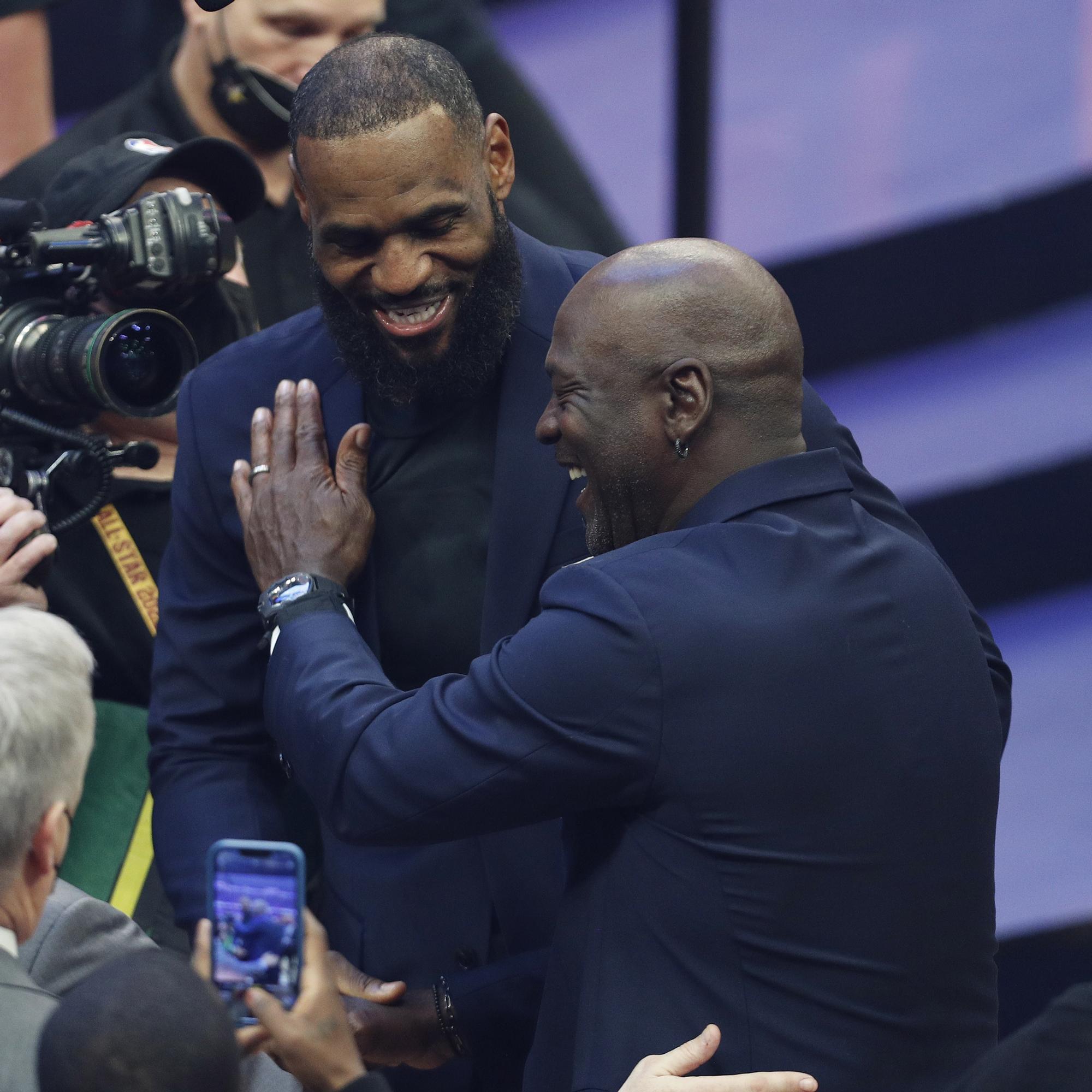 Kuka on kaikkien aikojen GOAT: Michael Jordan vai LeBron James – ratkaiseeko yllättävä tekijä iänikuisen kiistelyn?
