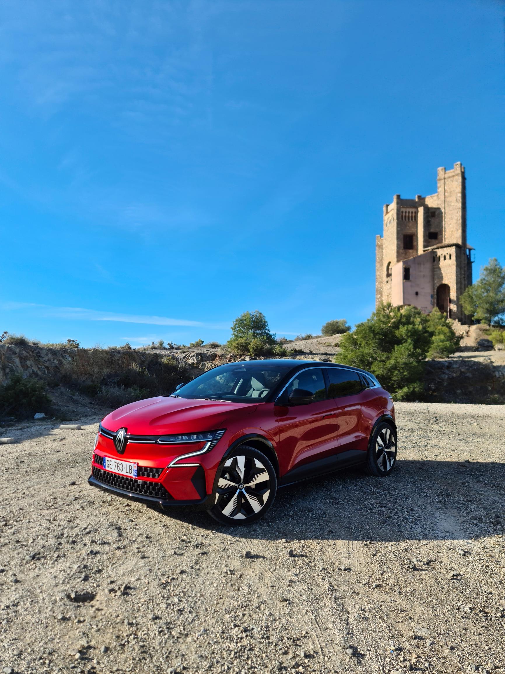 Ensityypit: Renault Megane E-Tech – Valmis haastamaan