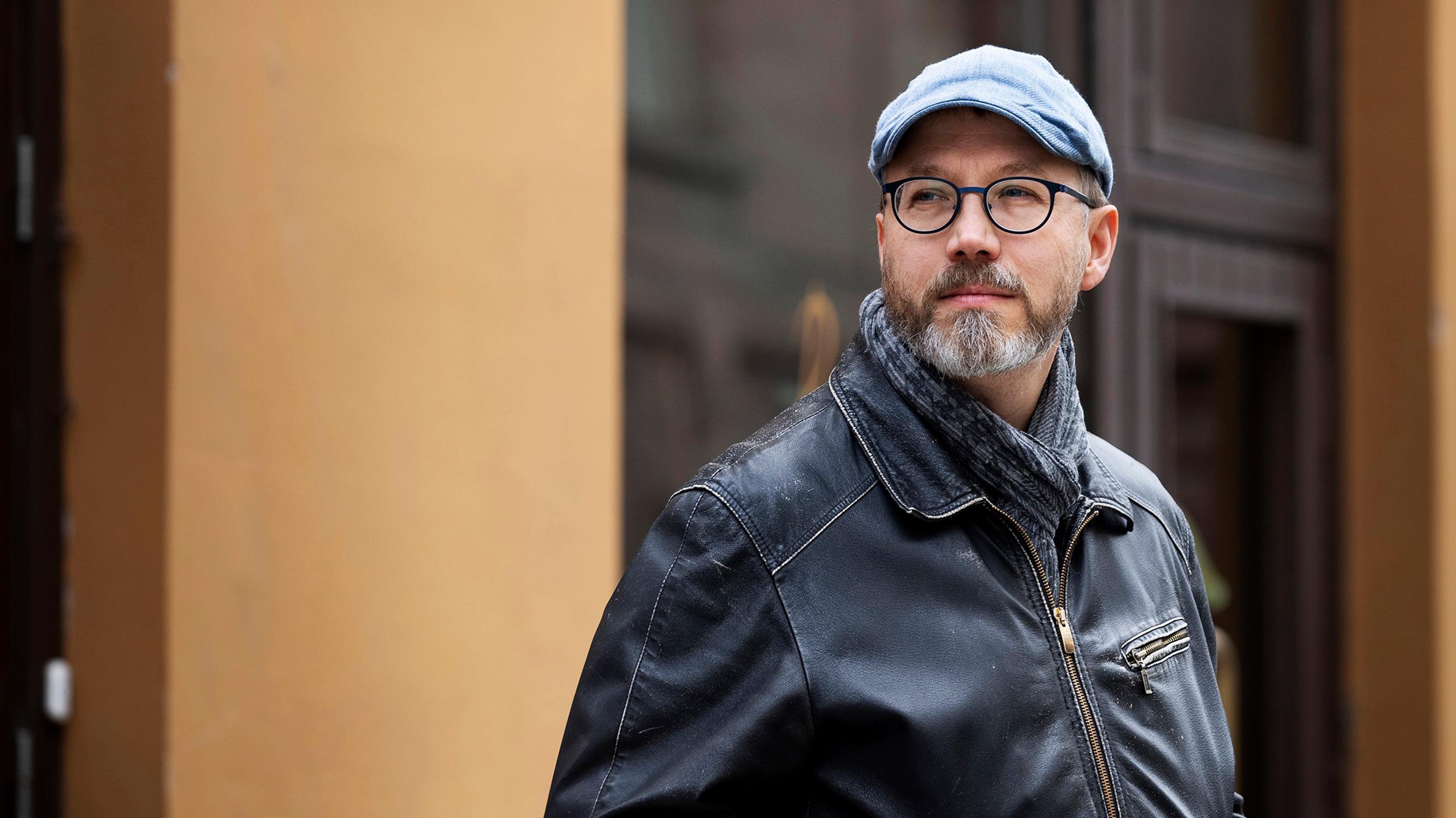 Kalle Ranto, 50, seurasi lapsena, kun vanhemmat ryyppäsivät itseään hautaan – Tuhannet muut ”näkymättömät lapset” kokevat saman joka päivä