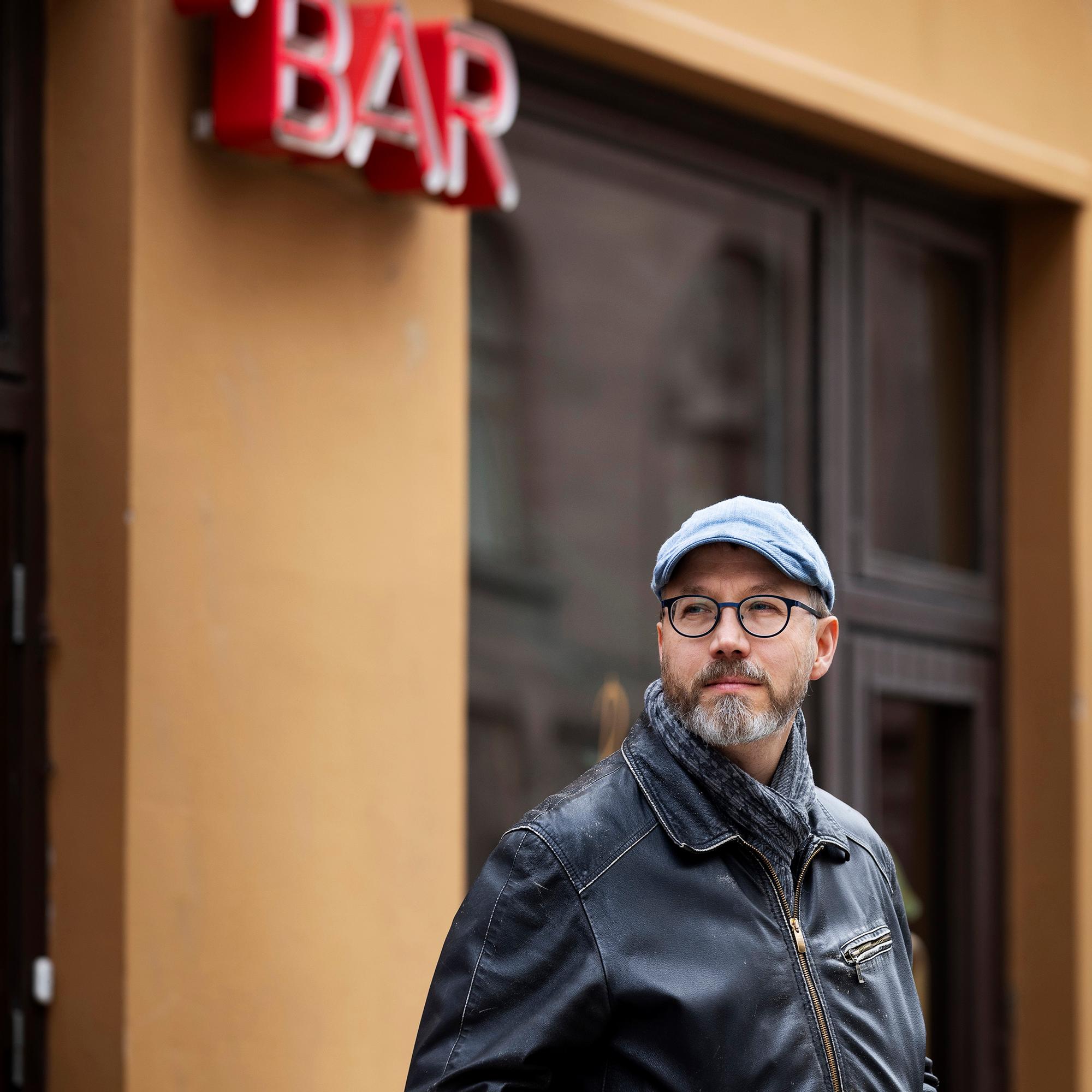 Kalle Ranto, 50, seurasi lapsena, kun vanhemmat ryyppäsivät itseään hautaan – Tuhannet muut ”näkymättömät lapset” kokevat saman joka päivä