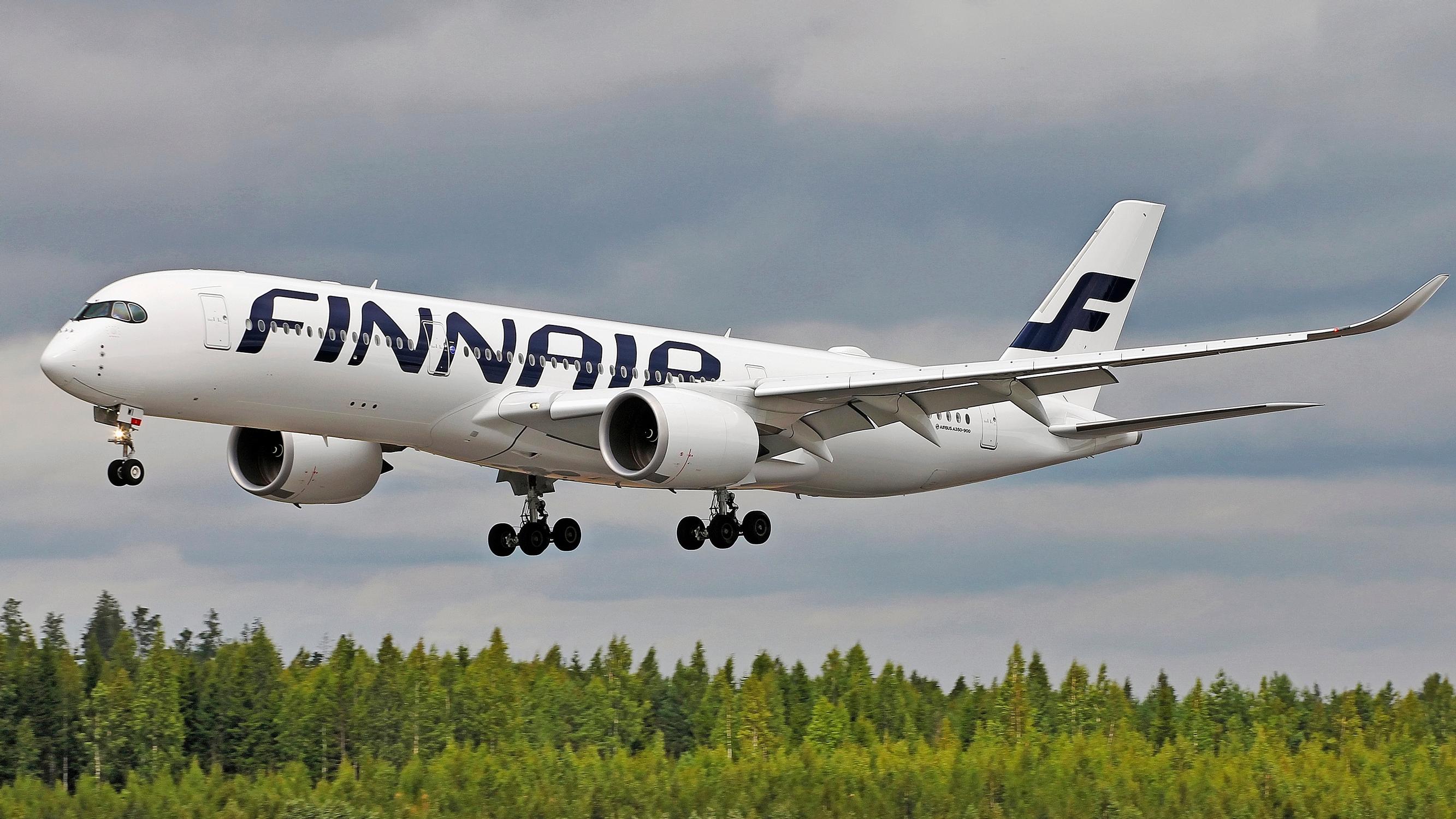 Helsinki-Vantaa ruuhkautuu – ”Yksityiset taksit pyrkivät käyttämään pikaparkkialuetta taksiasemana” – Mitä tilanteelle on tarkoitus tehdä? Finavia vastaa