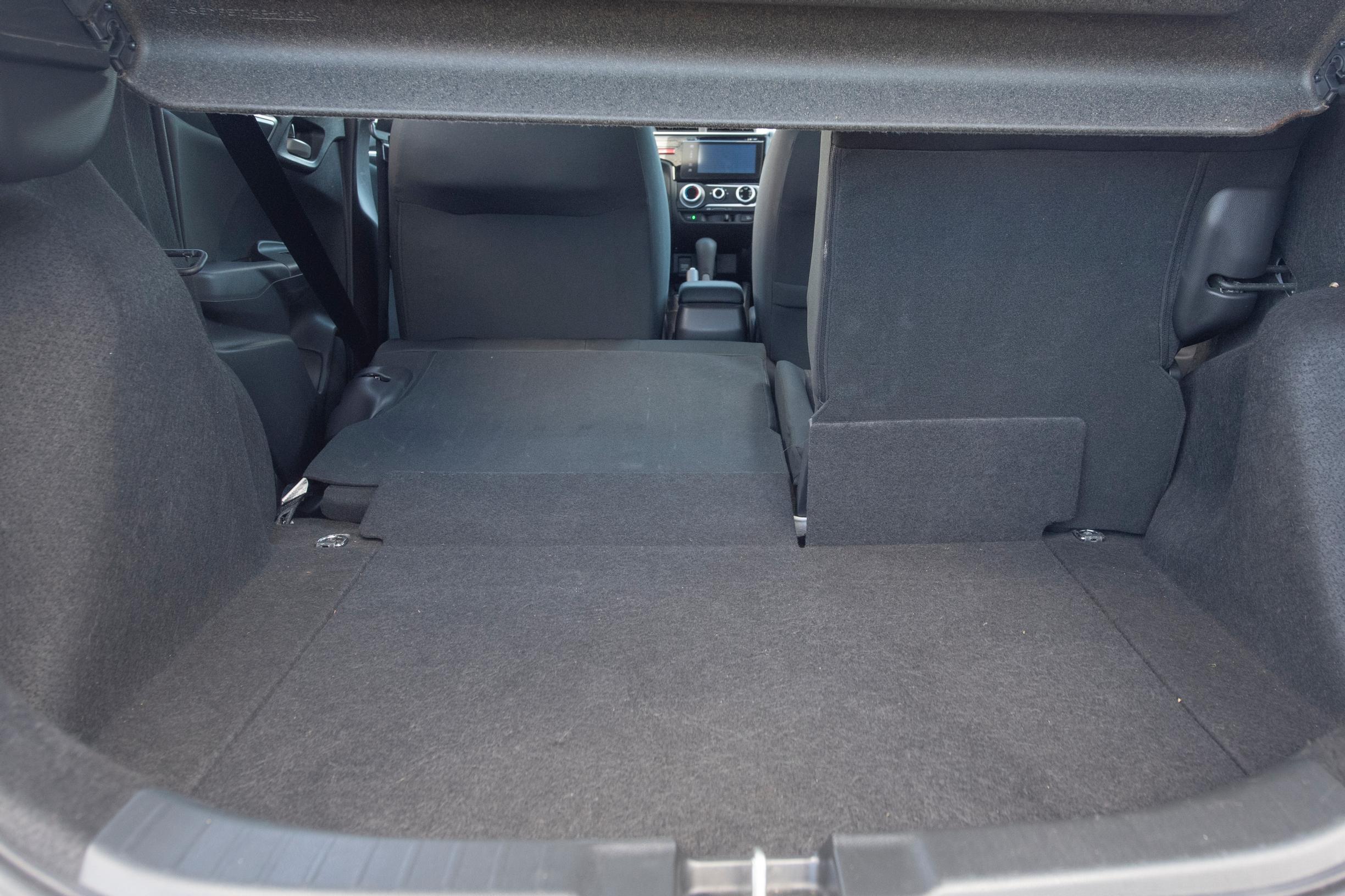 Honda jazz vm. 2016 1.3 Comfort CVT tavaratila