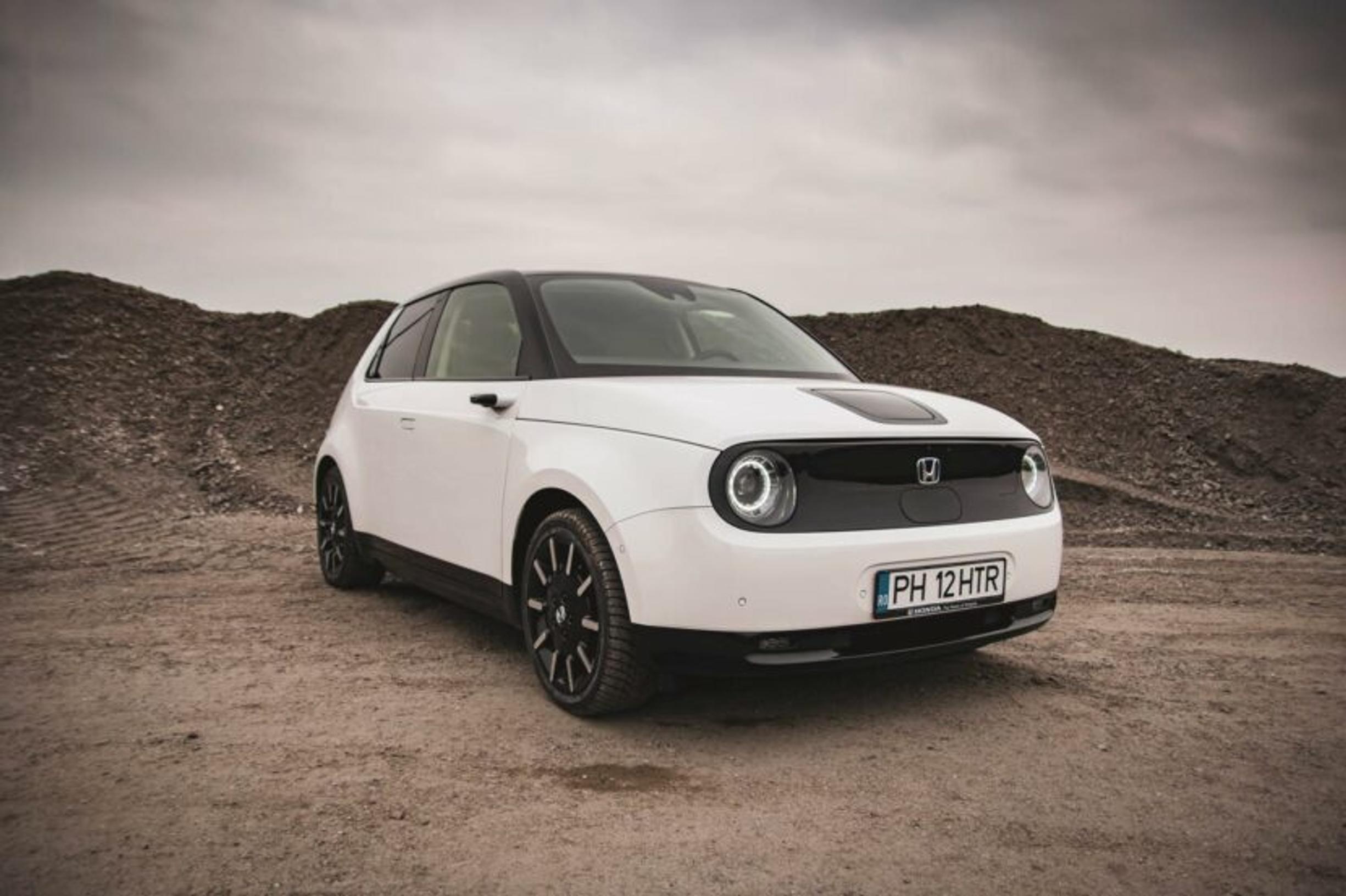Tässä ovat World Car of the Year 2021 -finalistit - minkä valitsisit?