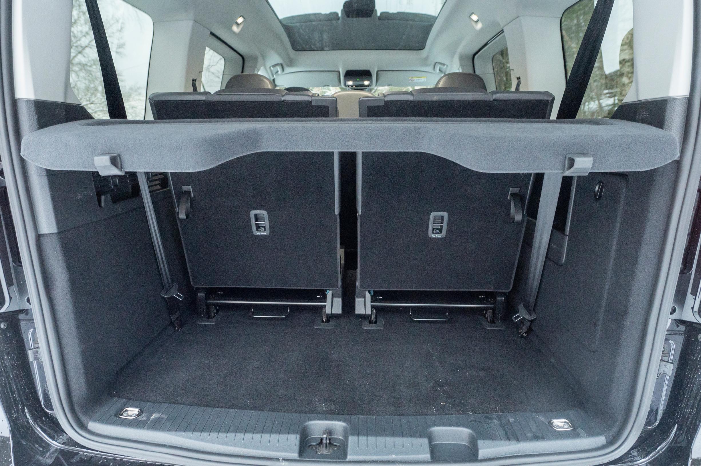 Ford Tourneo Grand Connect Titanium 2.0 EcoBlue takaluukkku