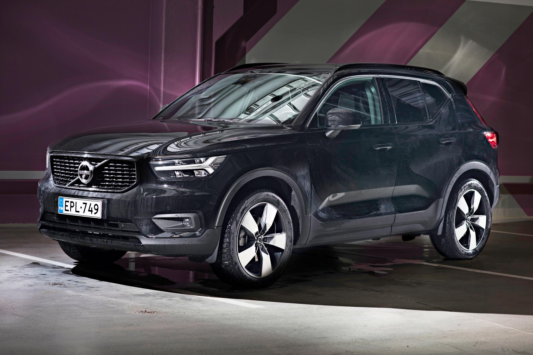 Tuulilasin koeajossa Volvo XC40 | Tuulilasi